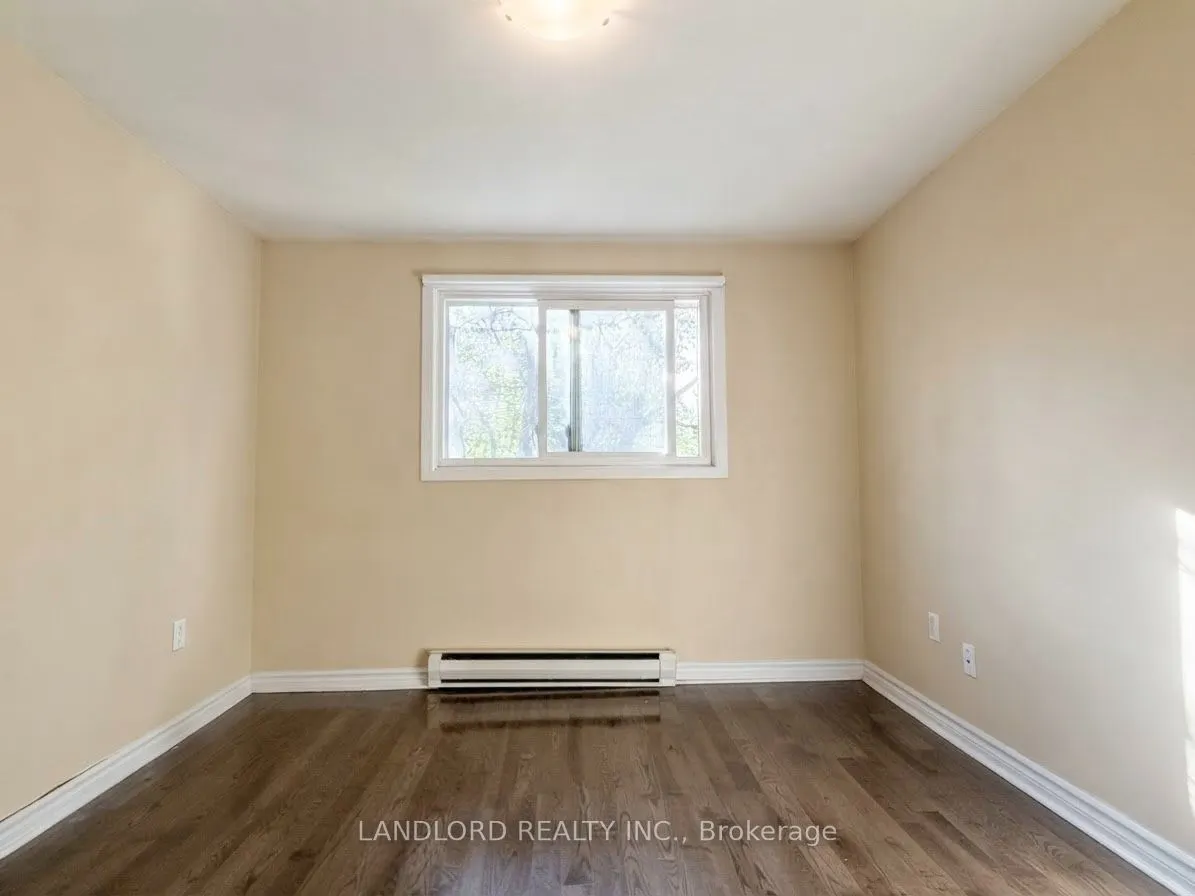 176 Howland Avenue #201