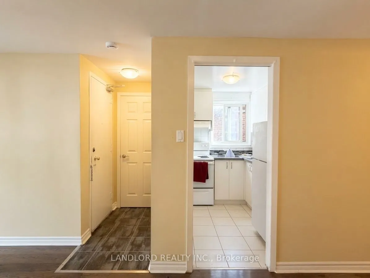 176 Howland Avenue #201