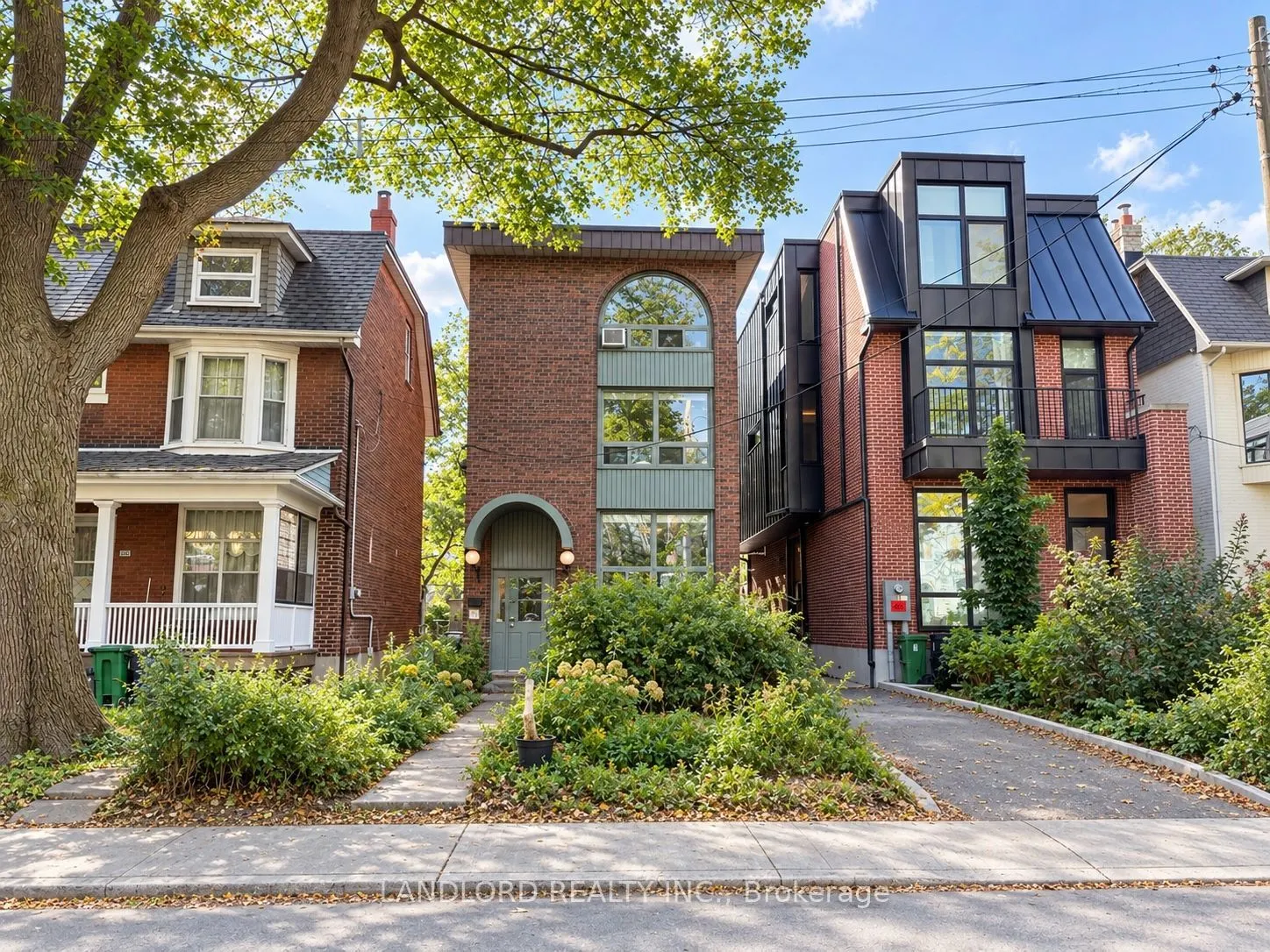 176 Howland Avenue #201