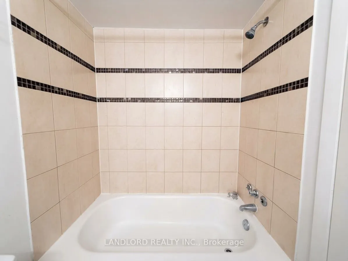176 Howland Avenue #201