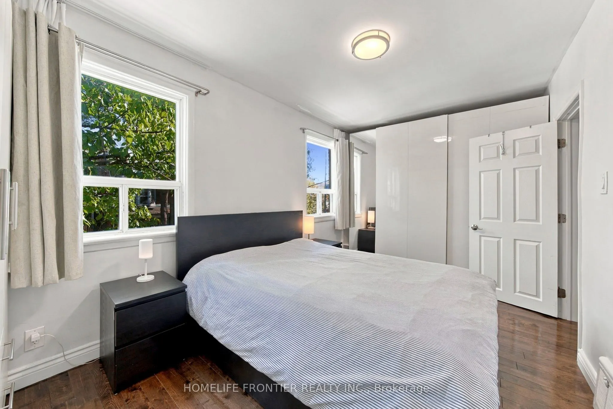 122 Manning Avenue #Upper