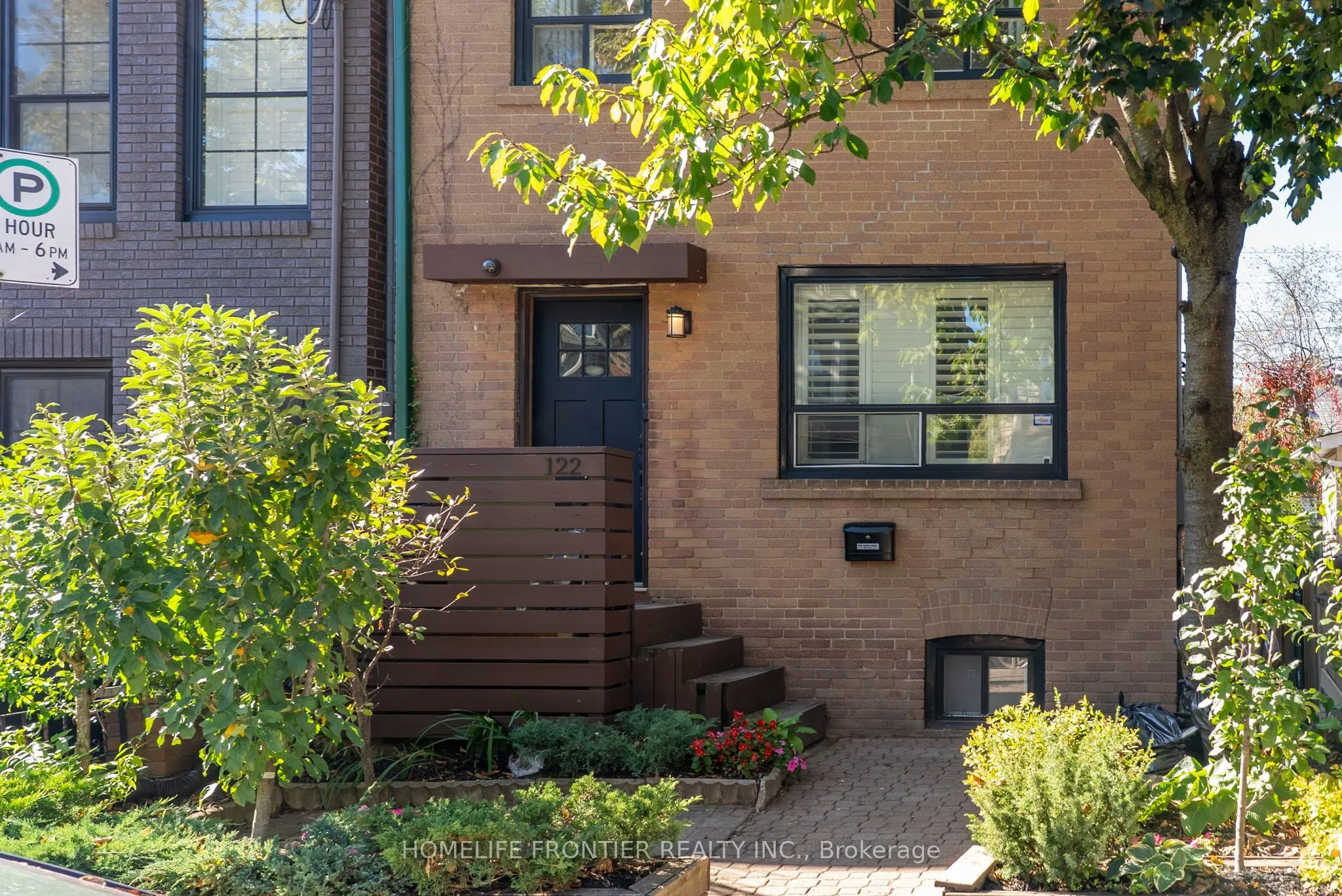 122 Manning Avenue #Upper