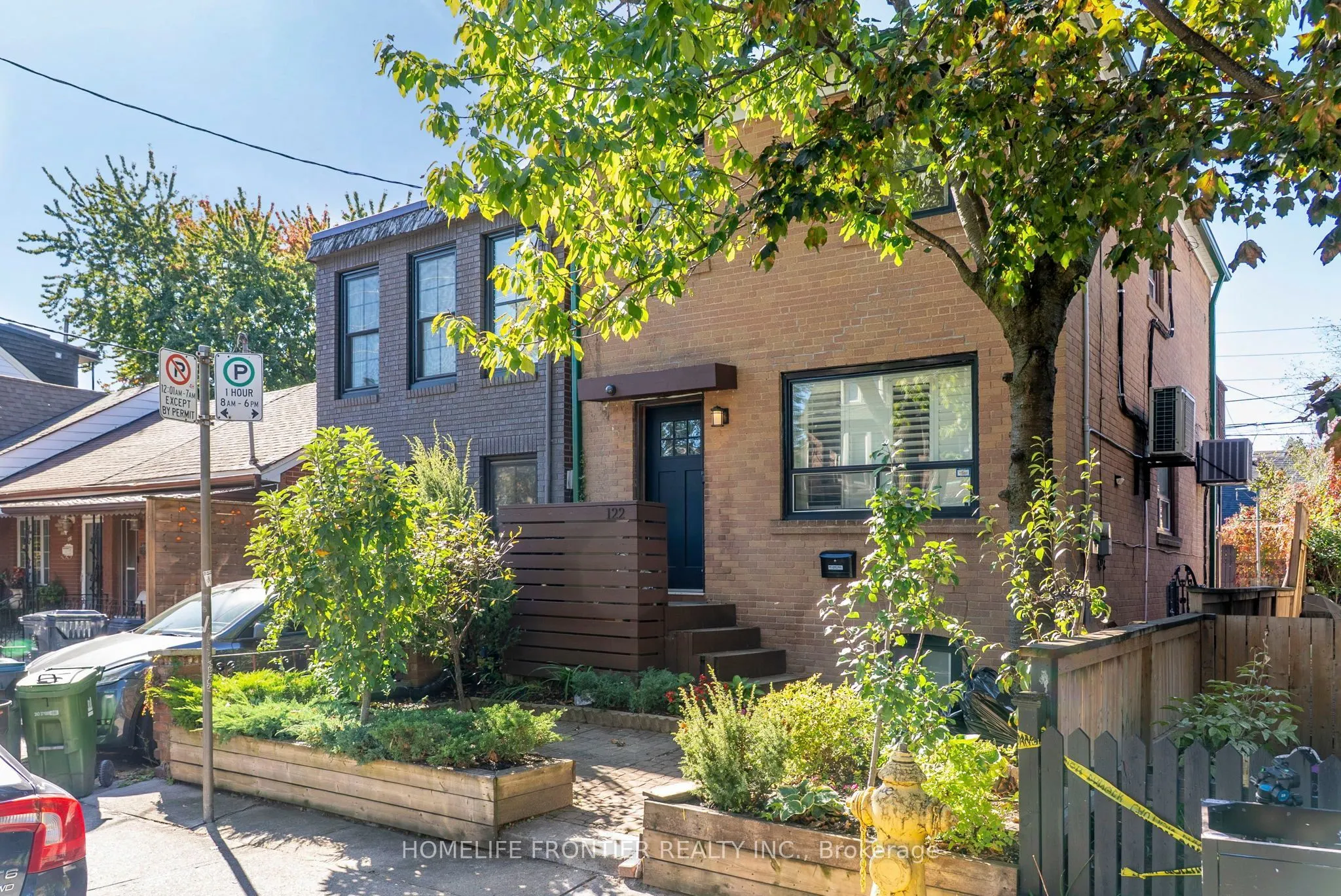 122 Manning Avenue #Upper