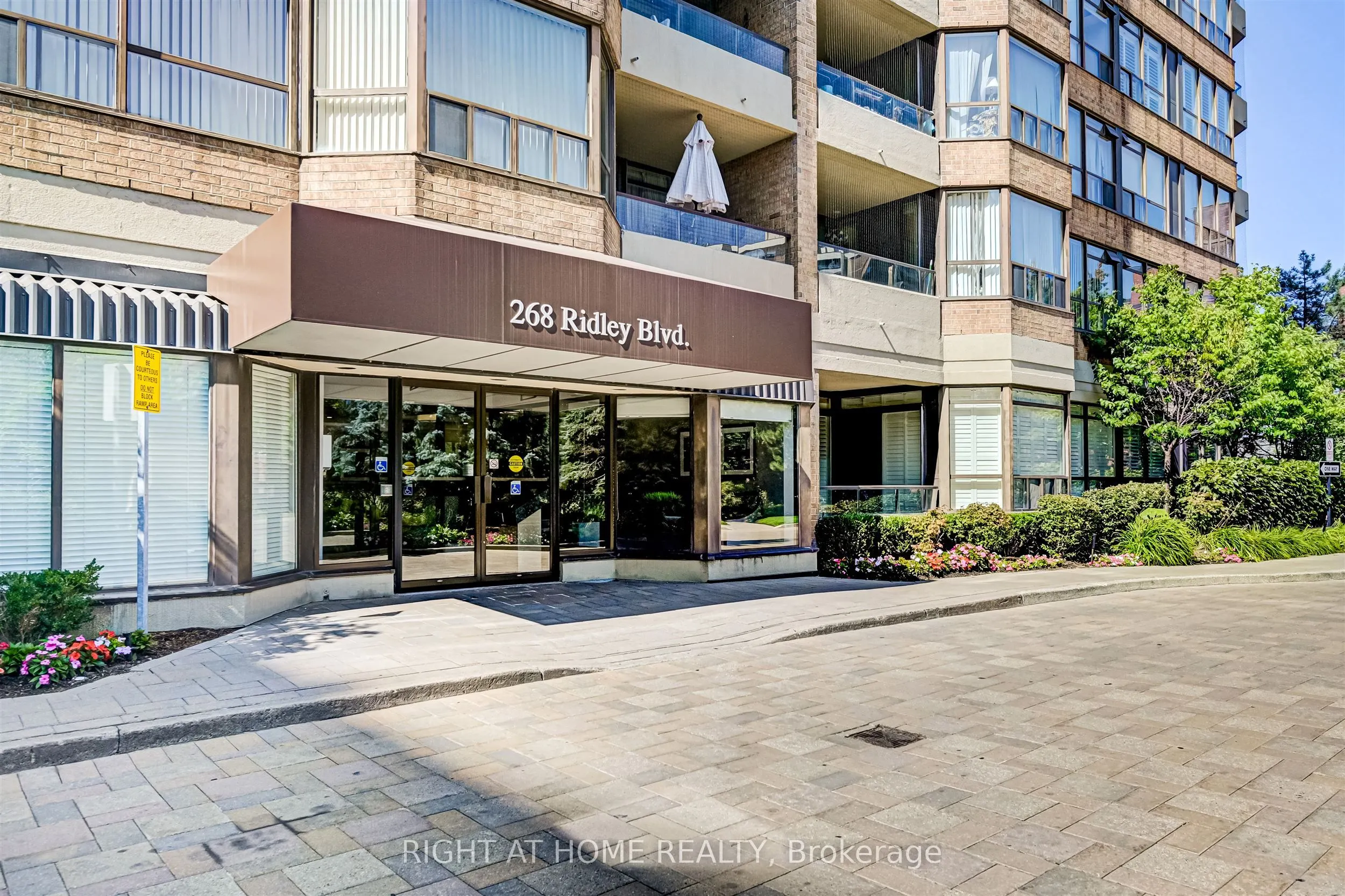 268 Ridley Boulevard #611