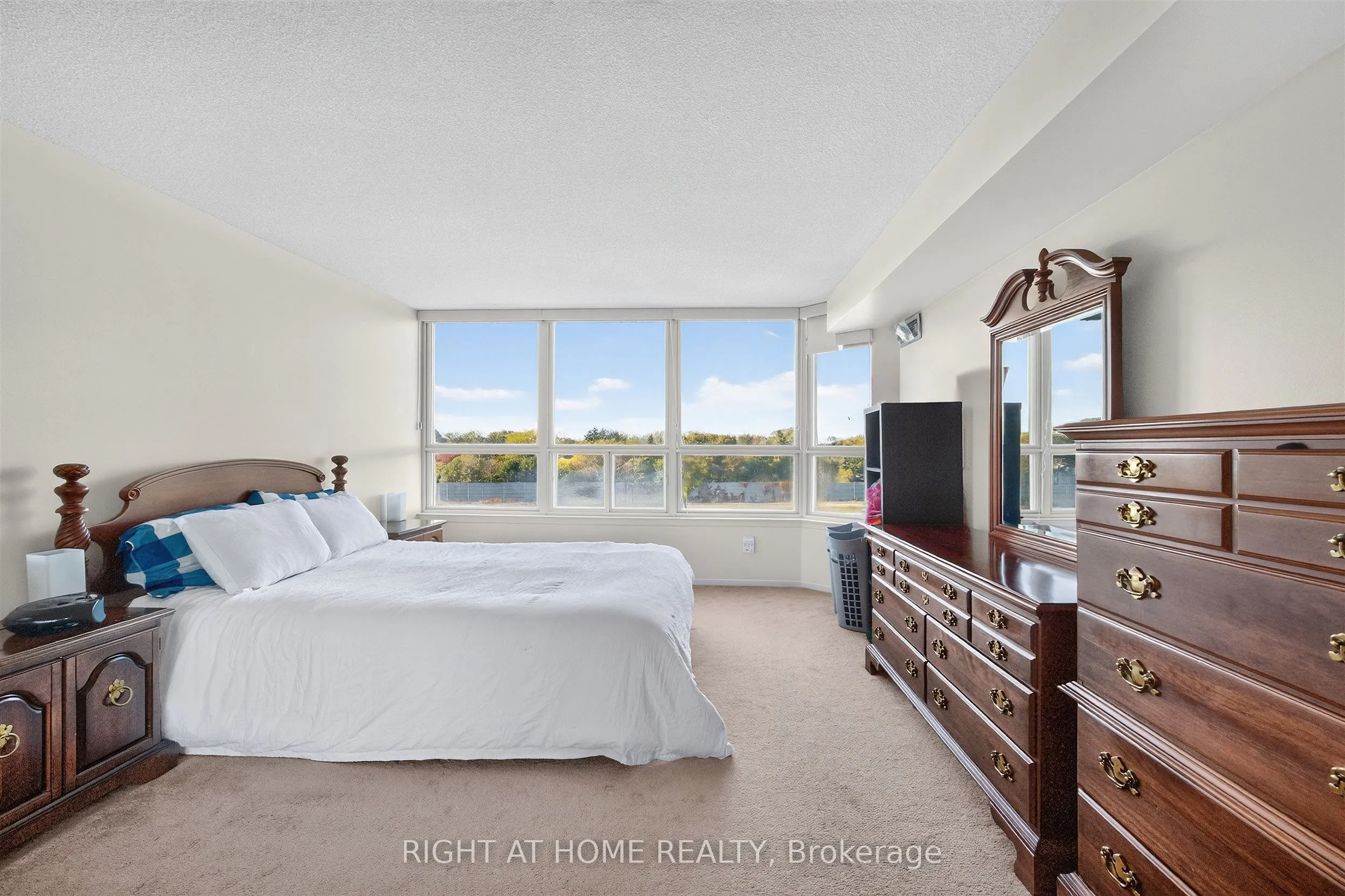 268 Ridley Boulevard #611