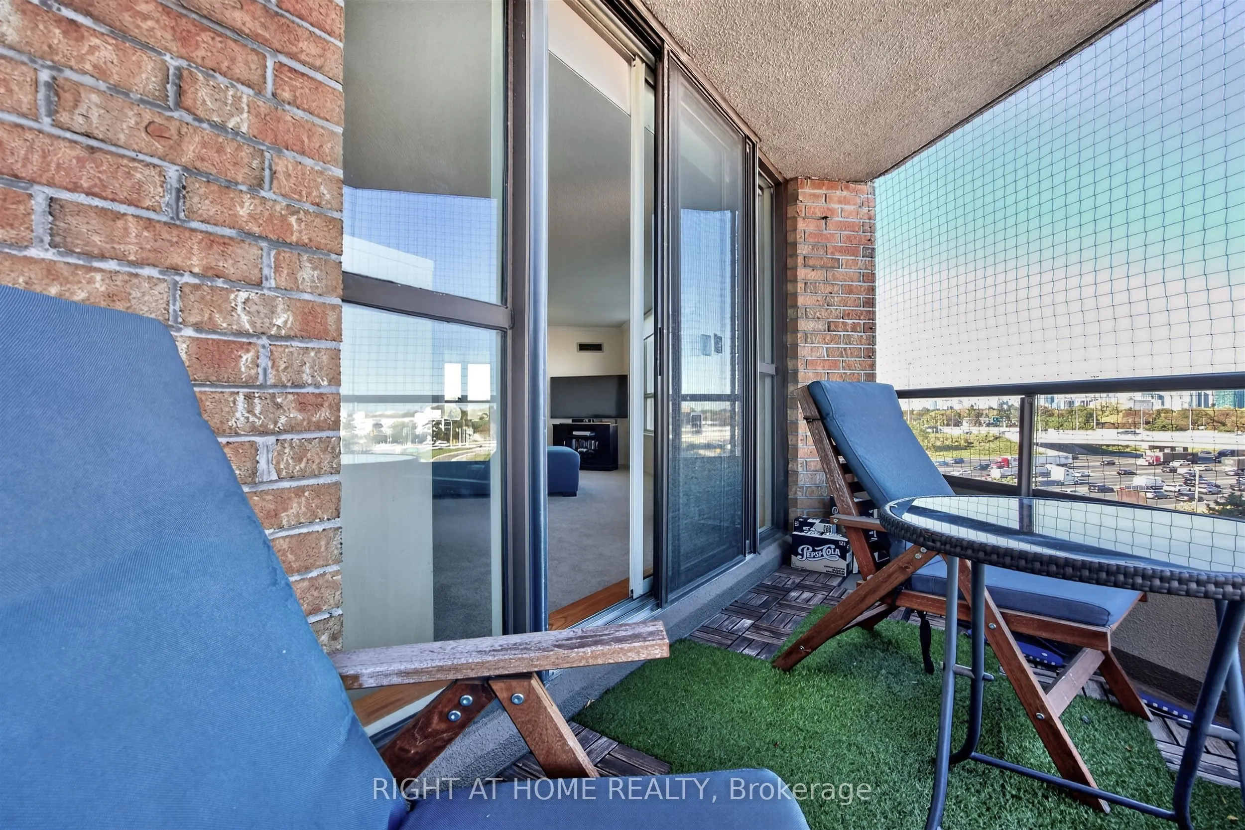 268 Ridley Boulevard #611