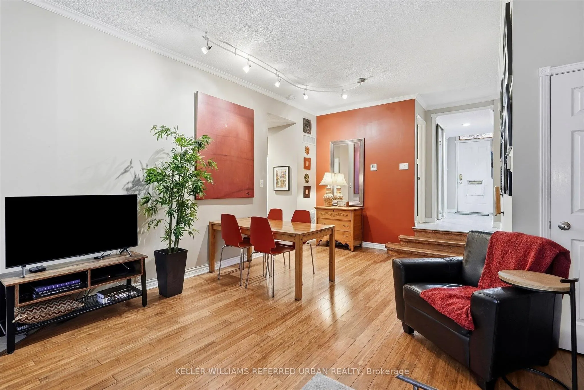 58 St Nicholas Street #2