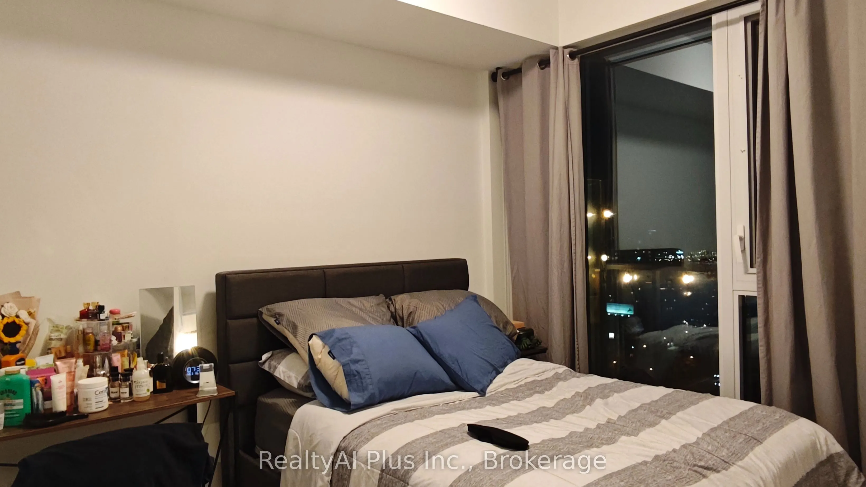 5 Defries Street #1803
