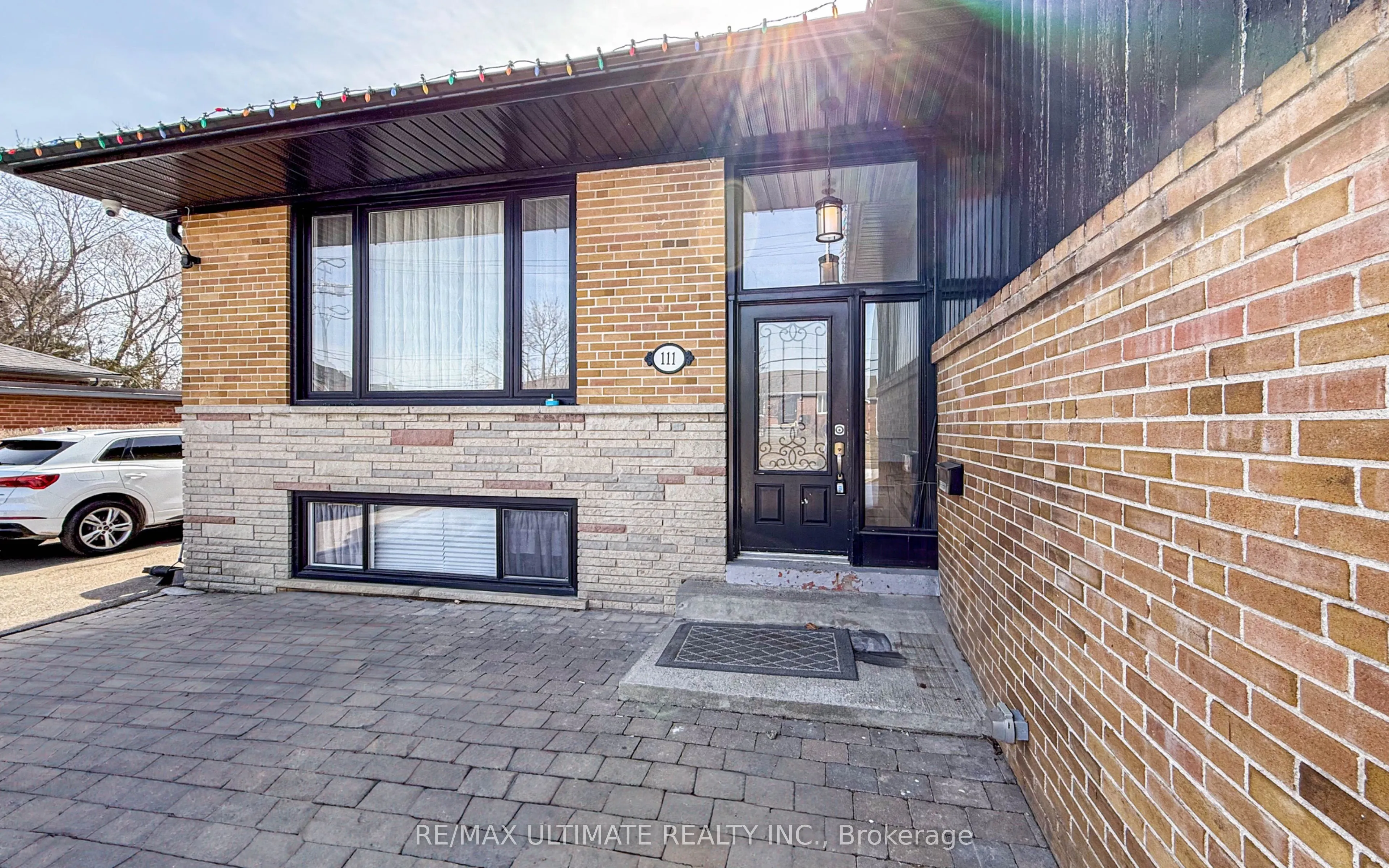 111 Combe Avenue #Main