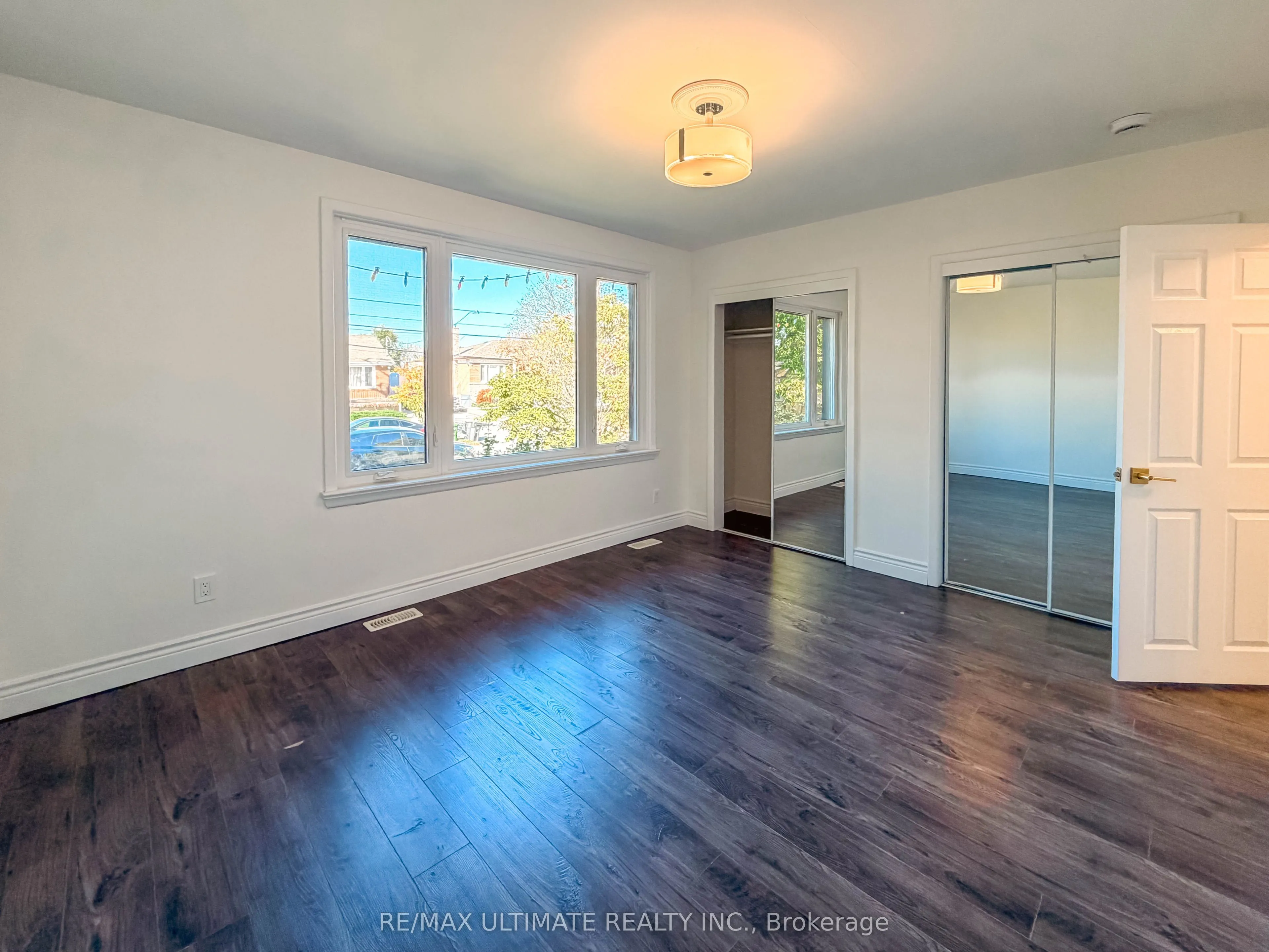 111 Combe Avenue #Main