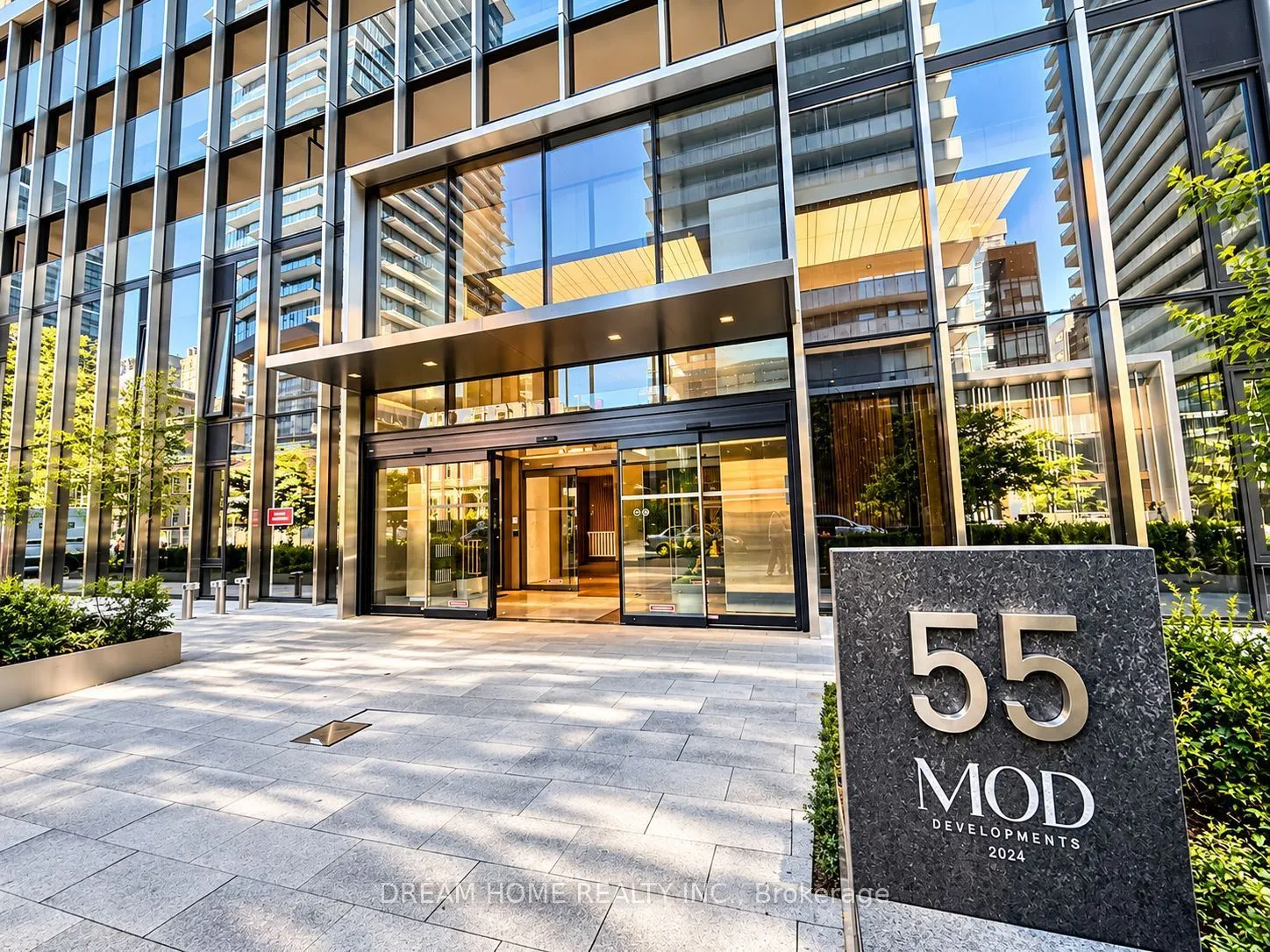 55 Charles Street E #1413