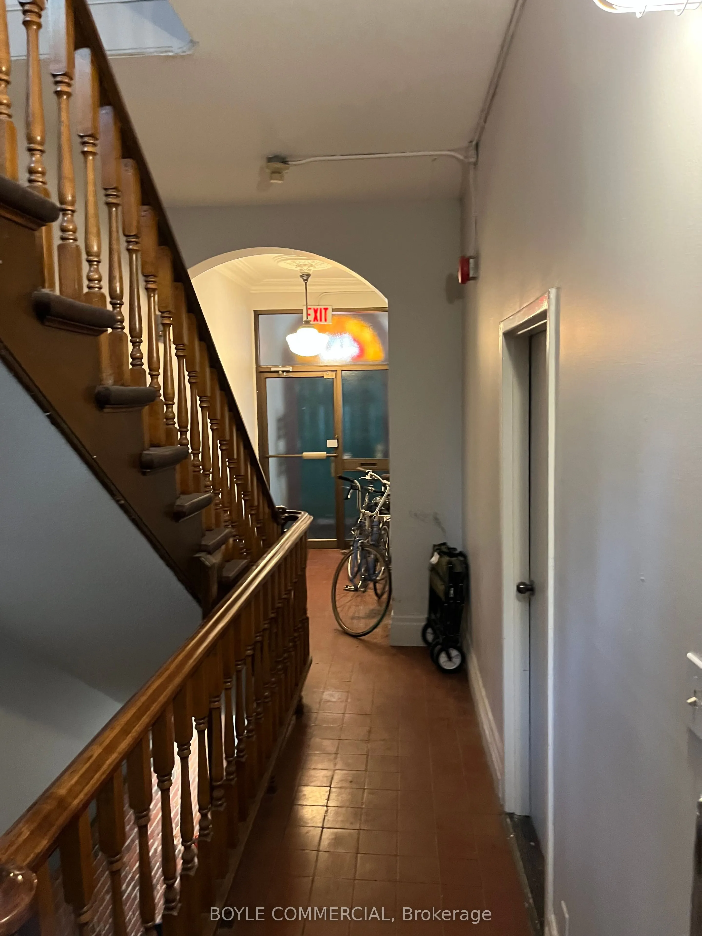 410 Dundas Street E