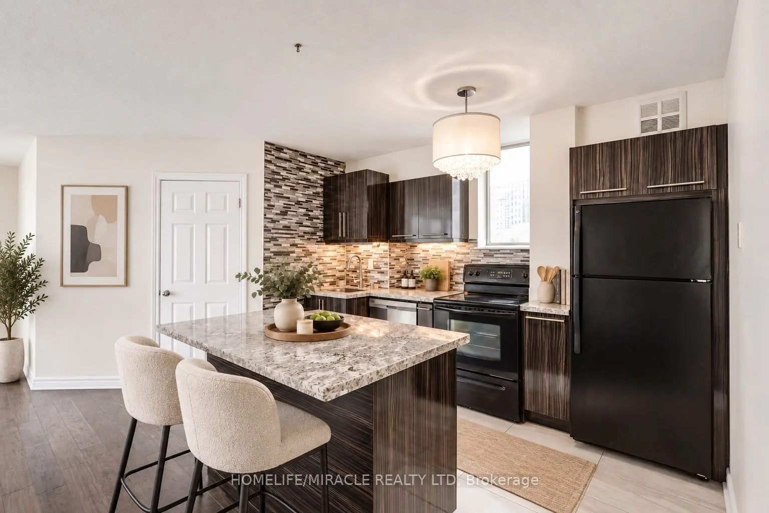 95 Lombard Street #605