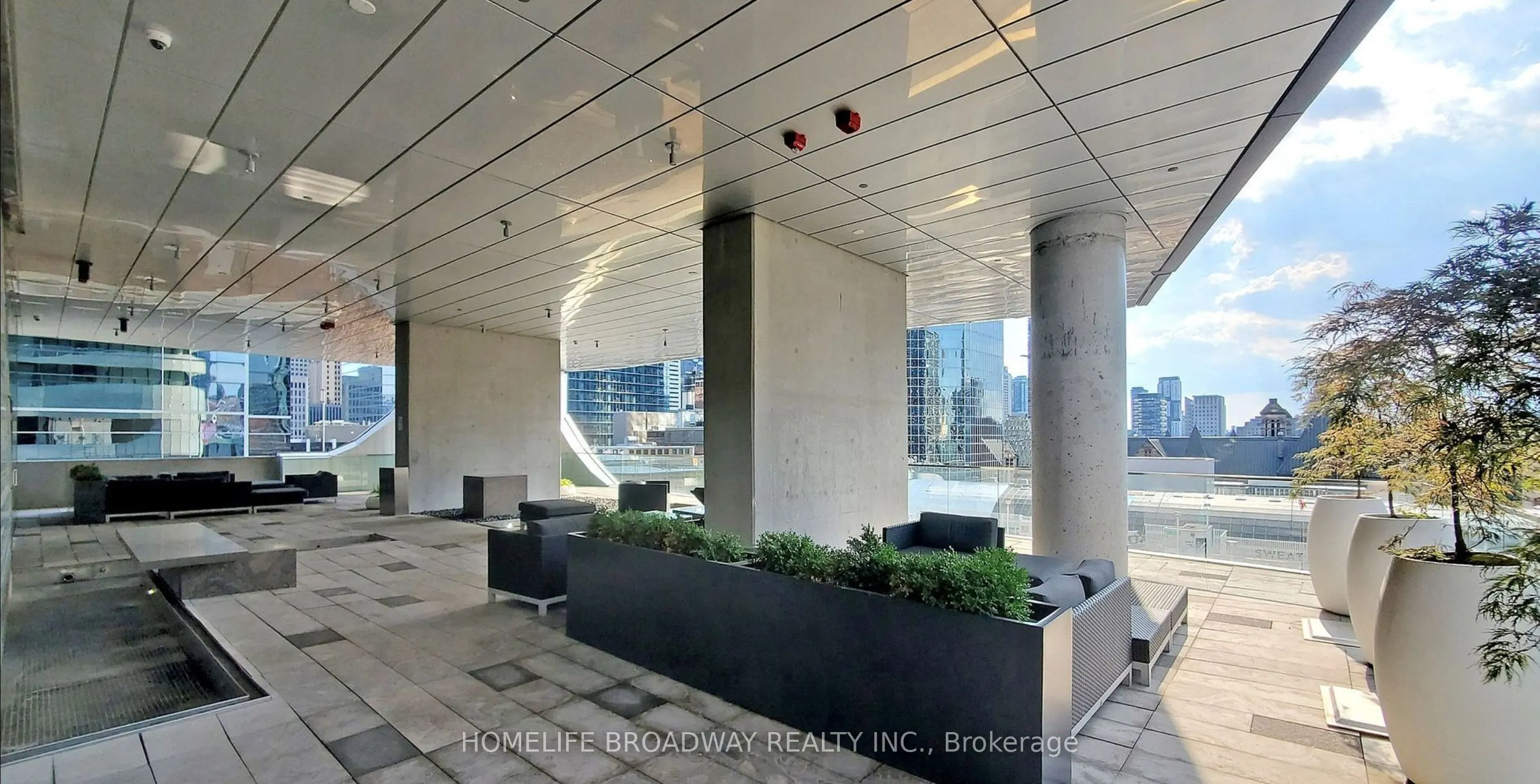 197 Yonge Street #2004