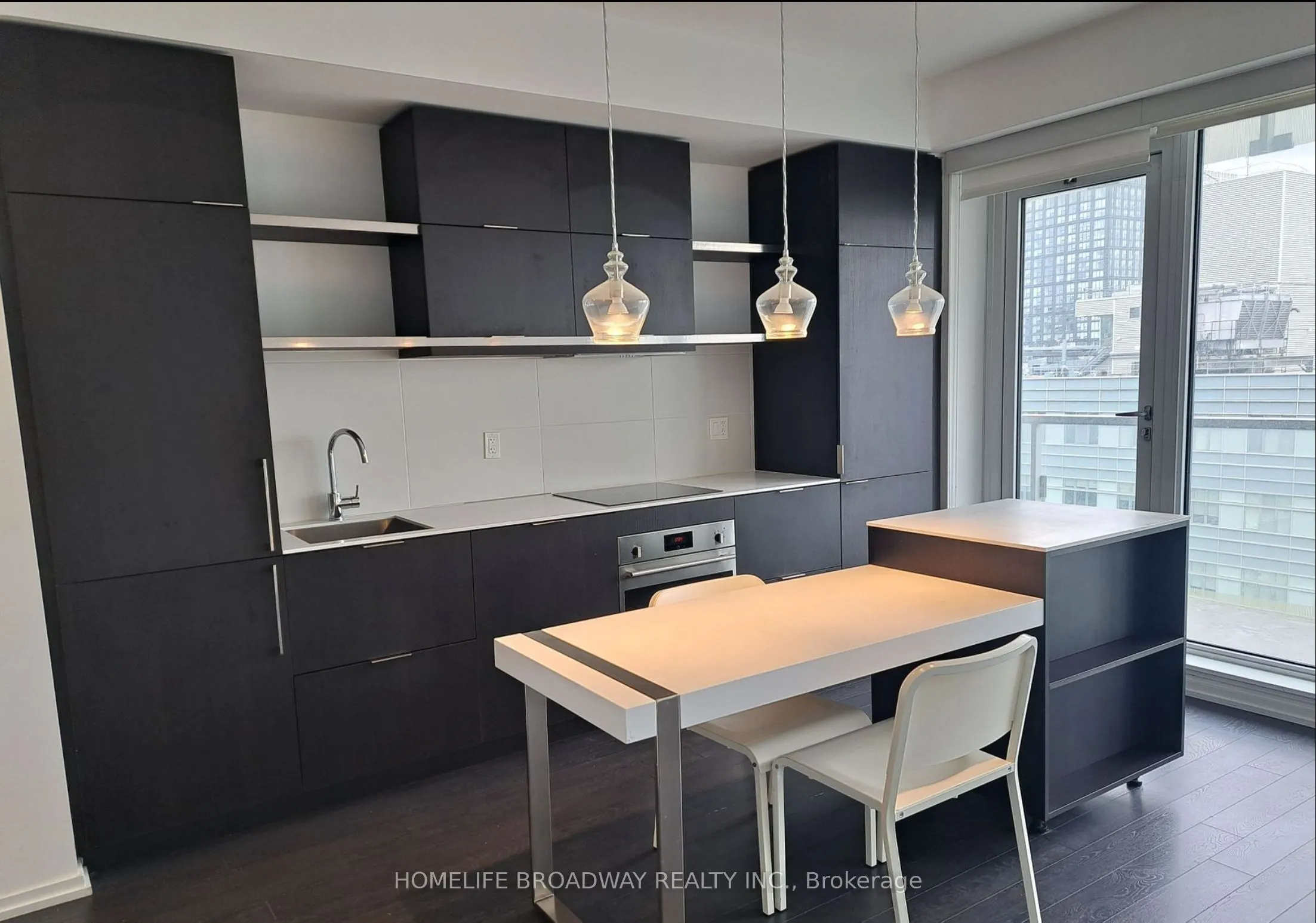 197 Yonge Street #2004