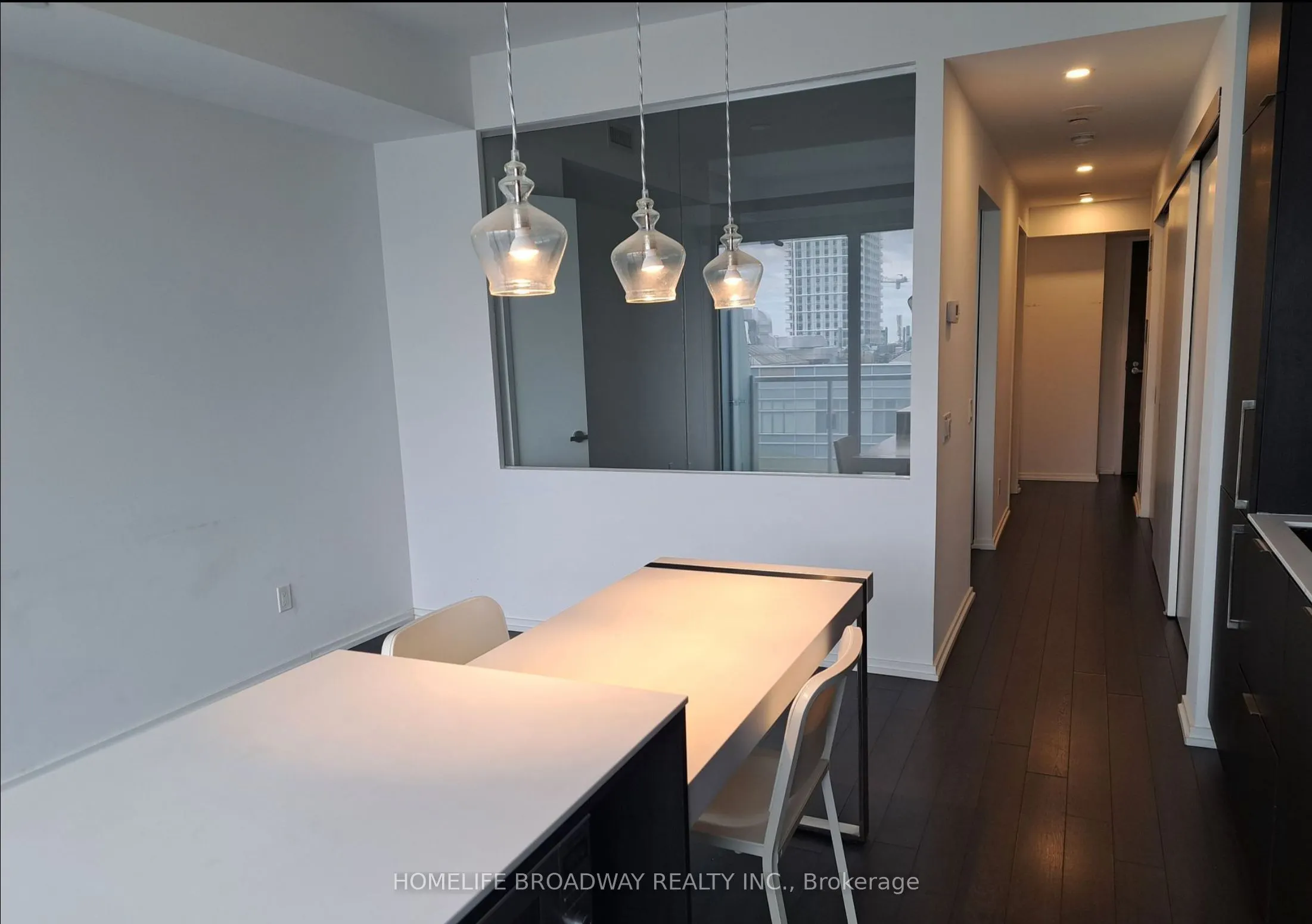 197 Yonge Street #2004