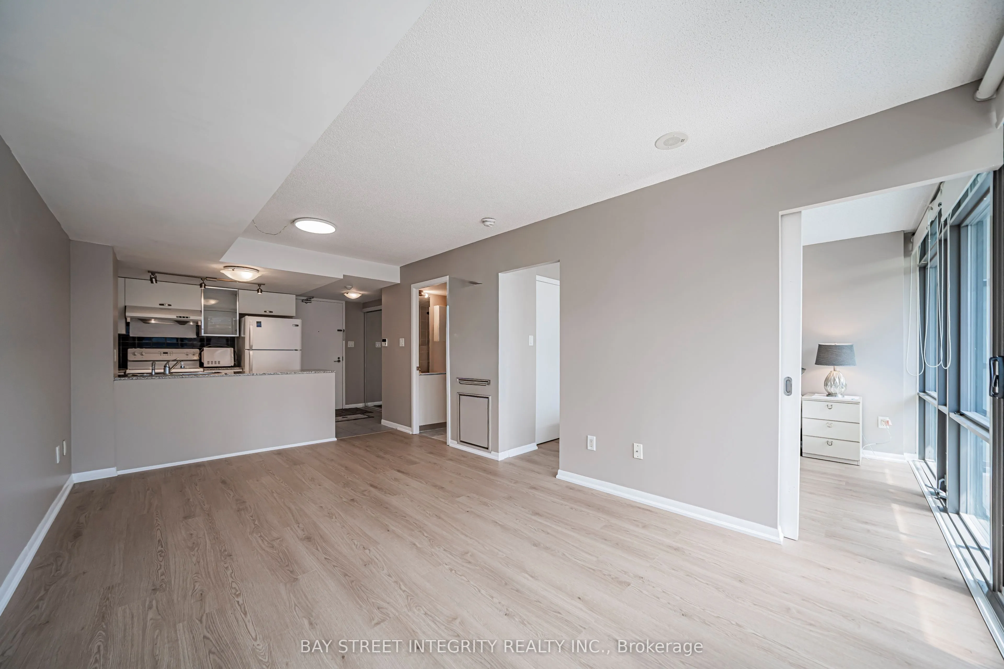 38 Grenville Street #1406
