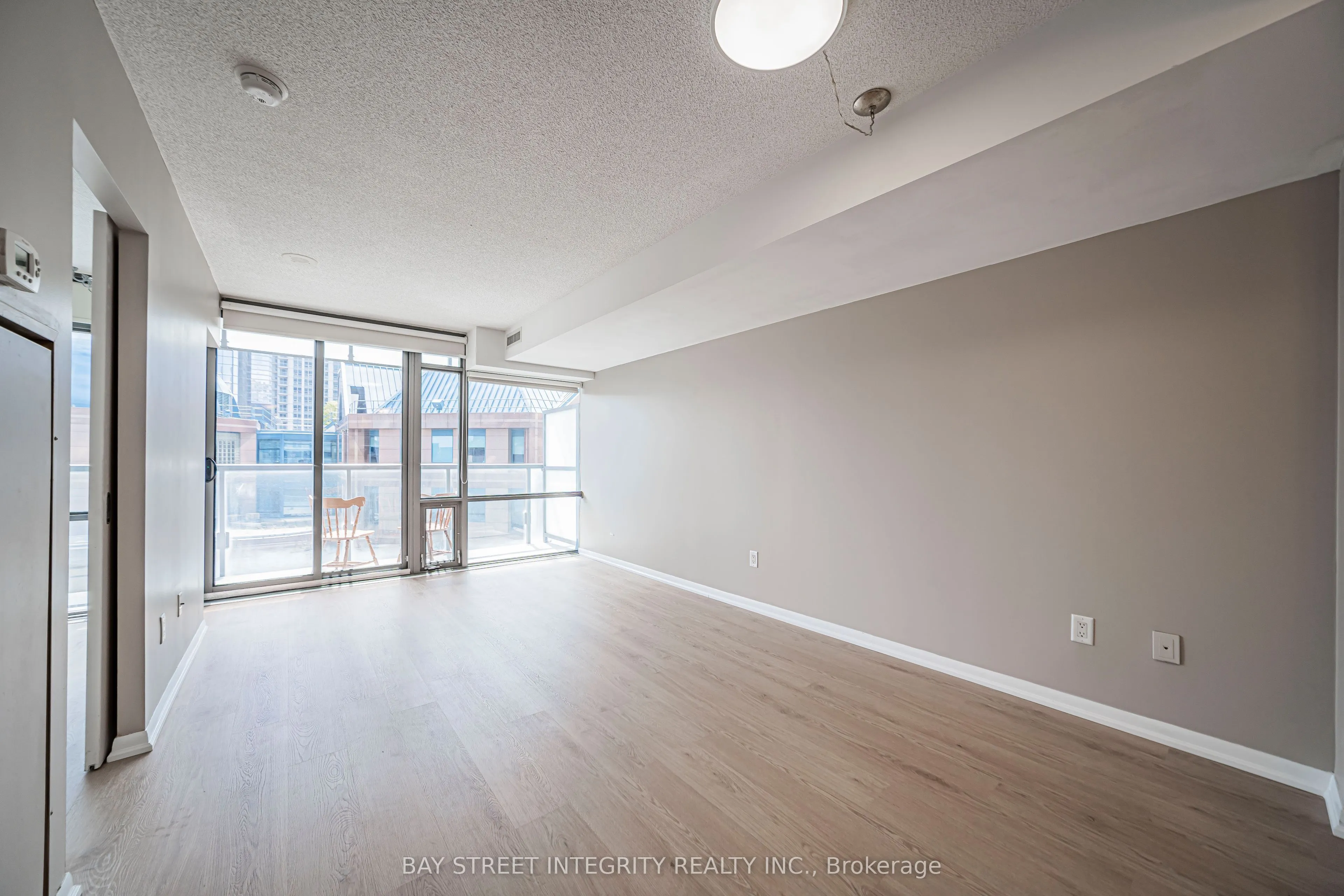 38 Grenville Street #1406