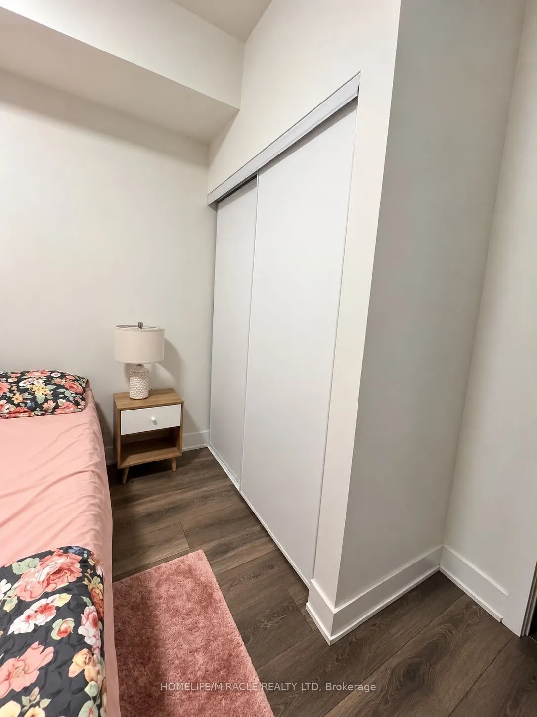 188 Fairview Mall Drive #516