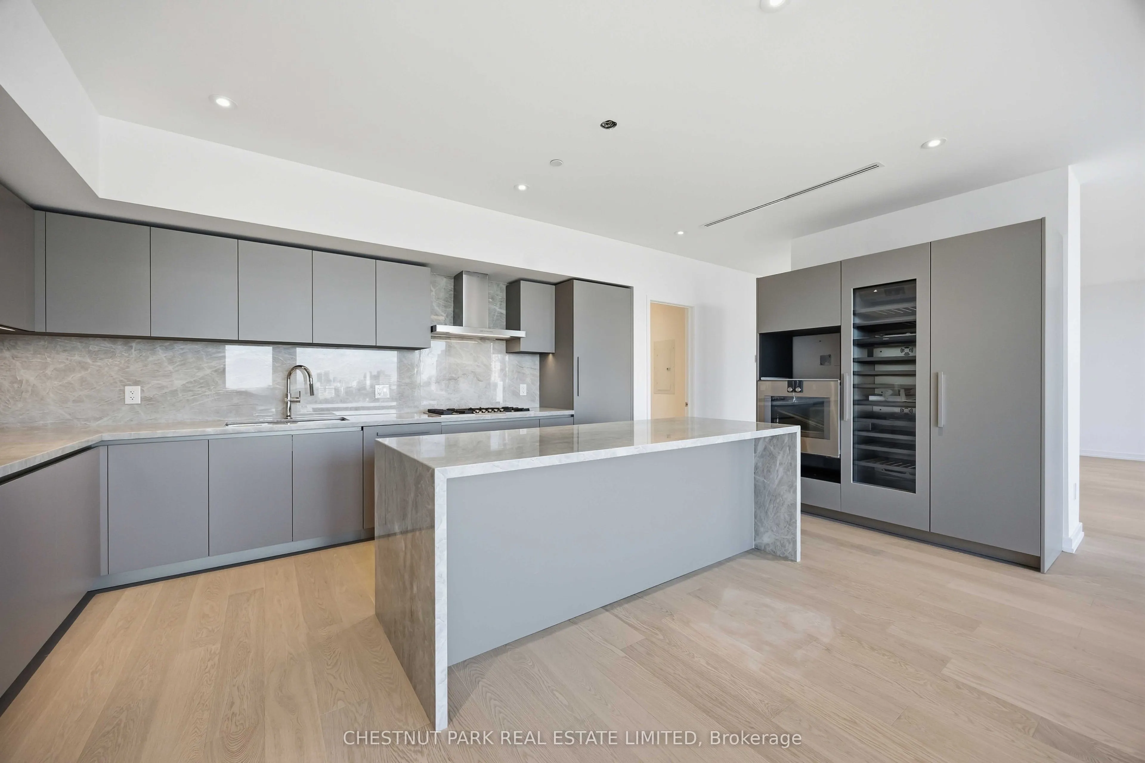 1315 Bay Street #1402