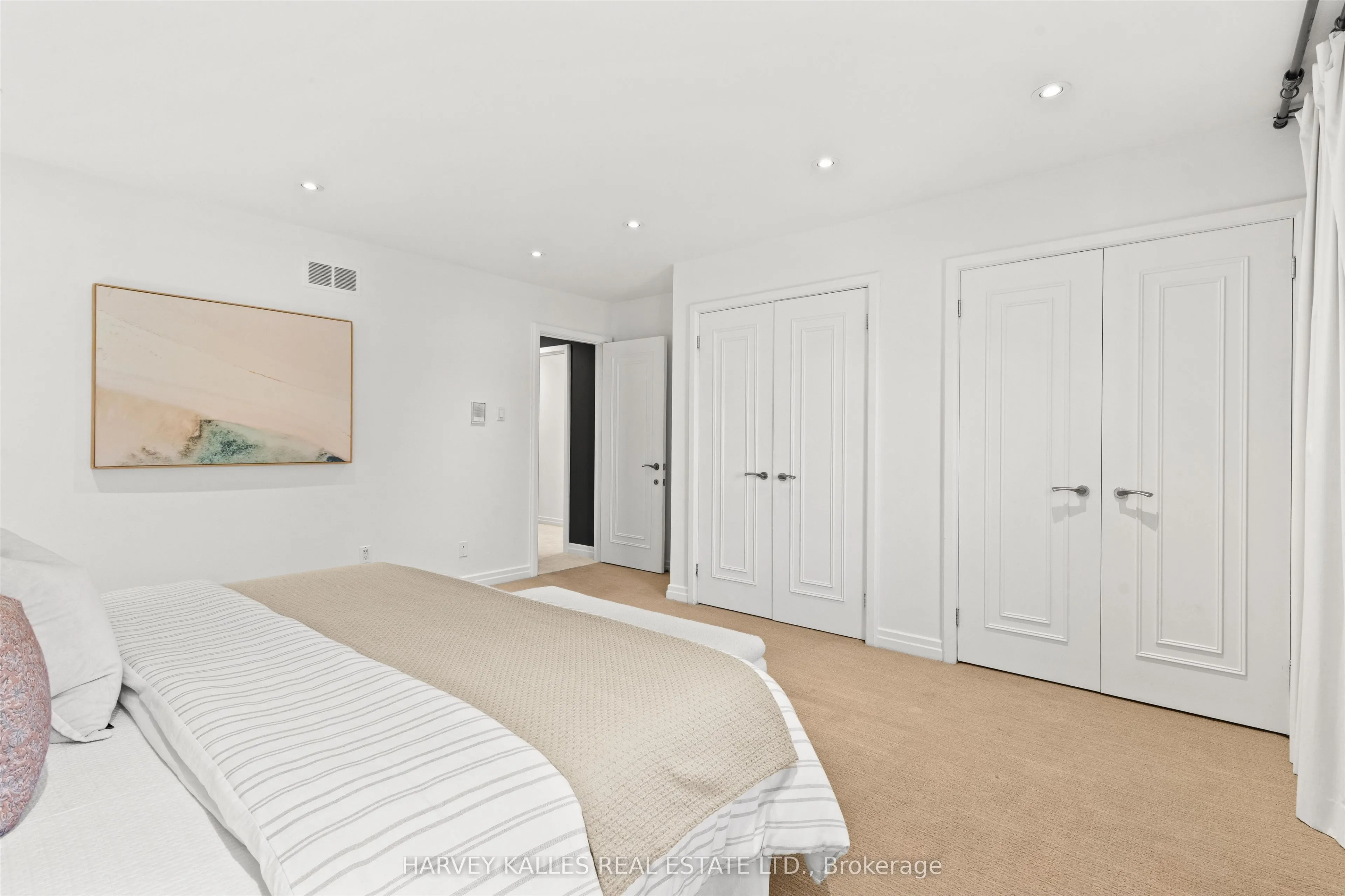 111 Laurelcrest Avenue