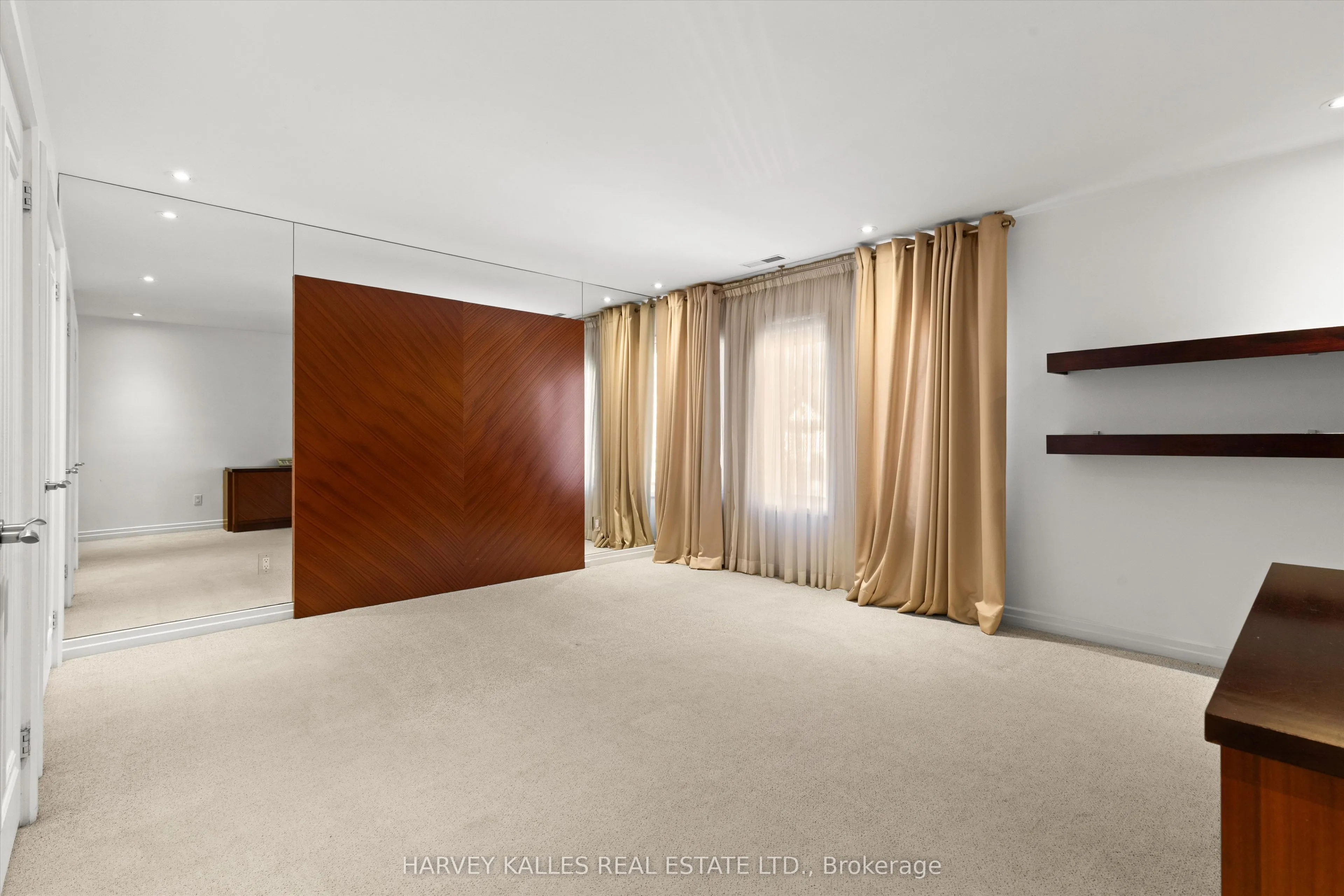 111 Laurelcrest Avenue
