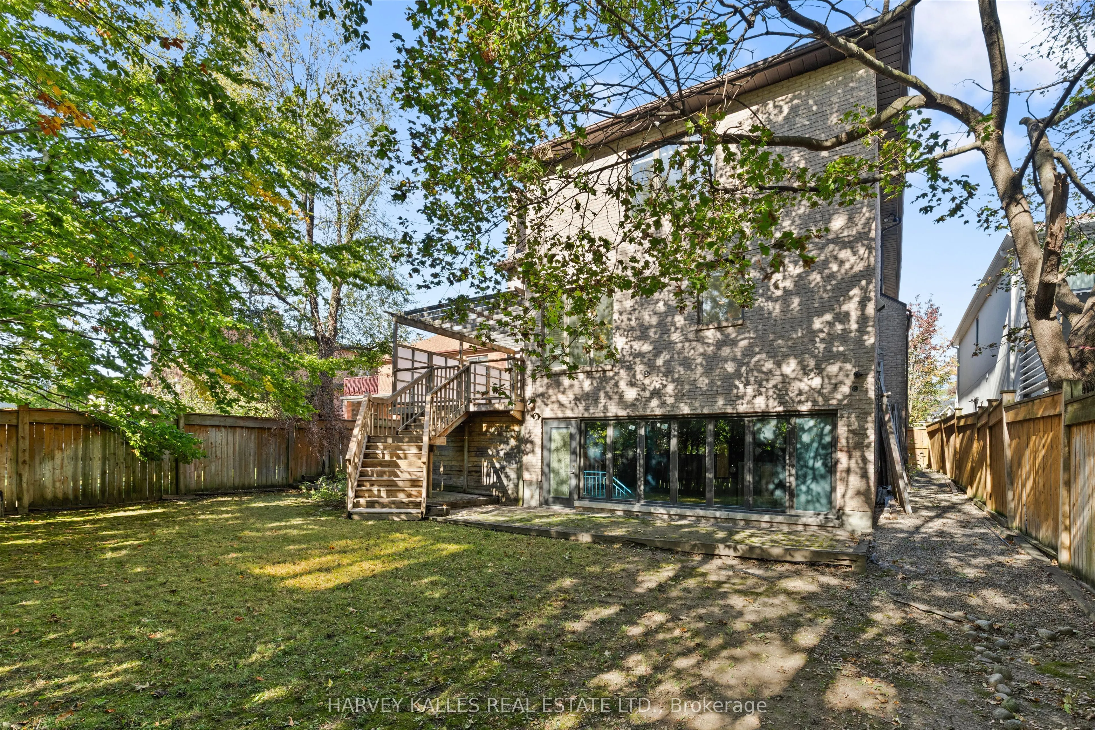 111 Laurelcrest Avenue