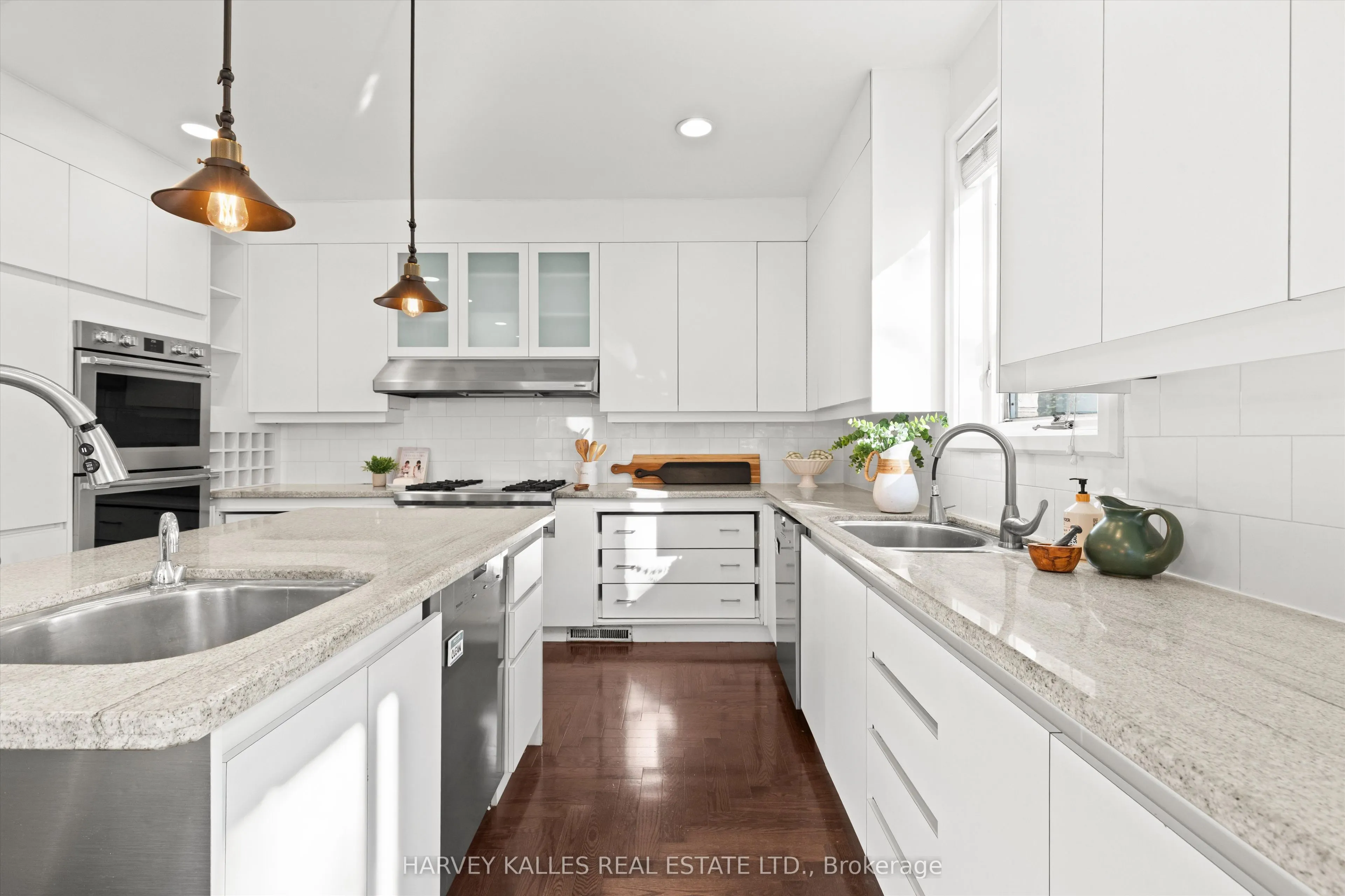 111 Laurelcrest Avenue