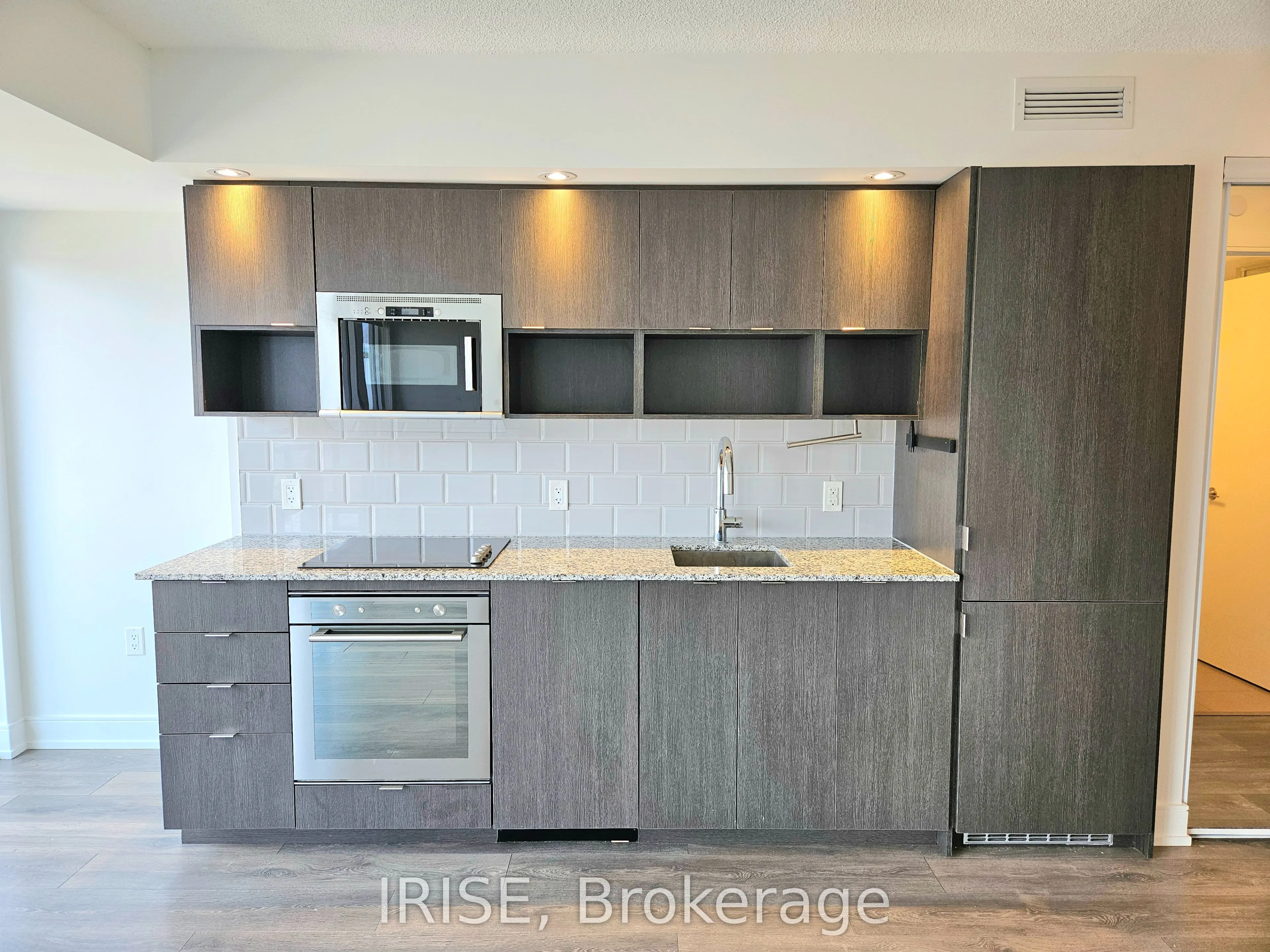 89 McGill Street #1101