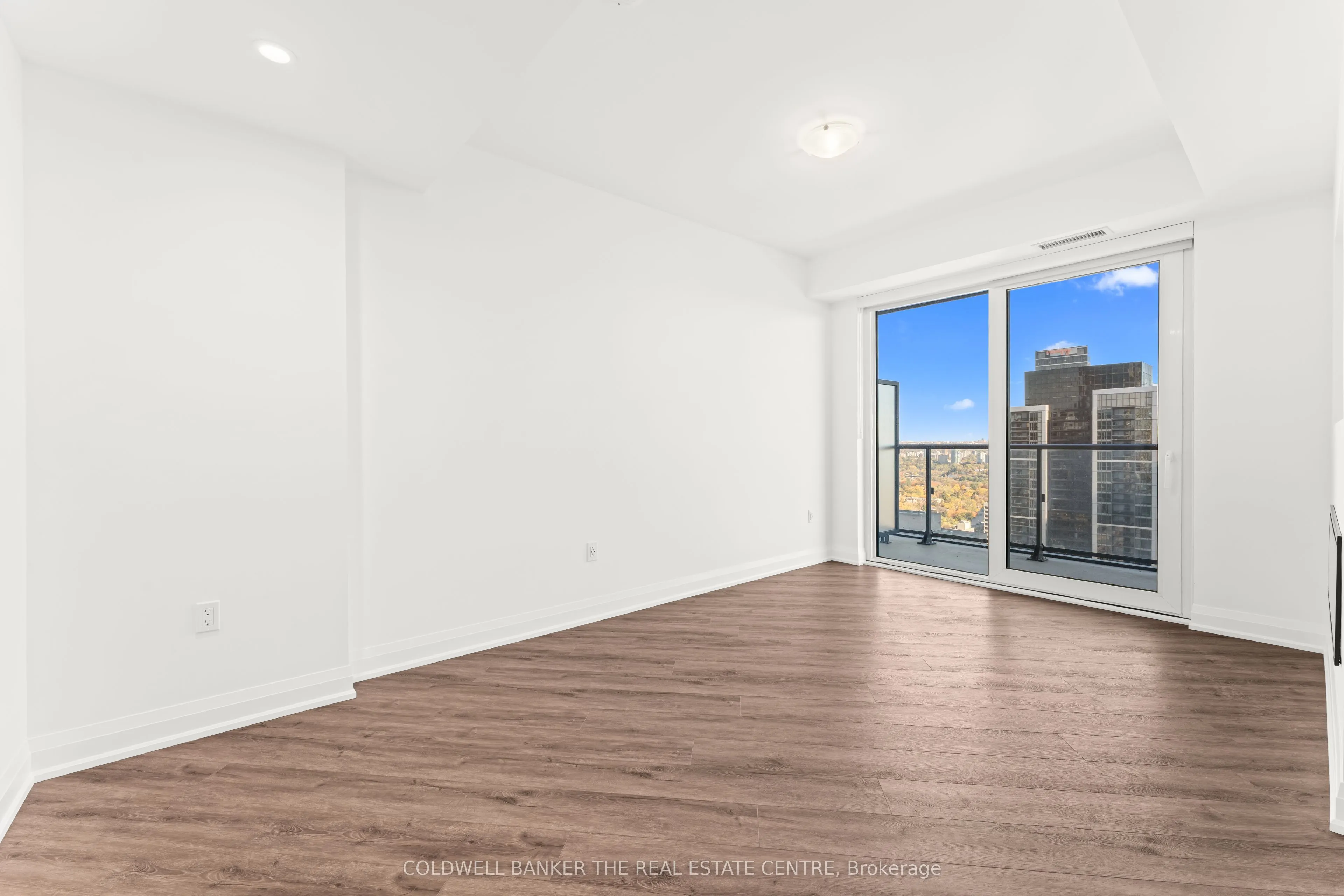 634 Church Street W #3808