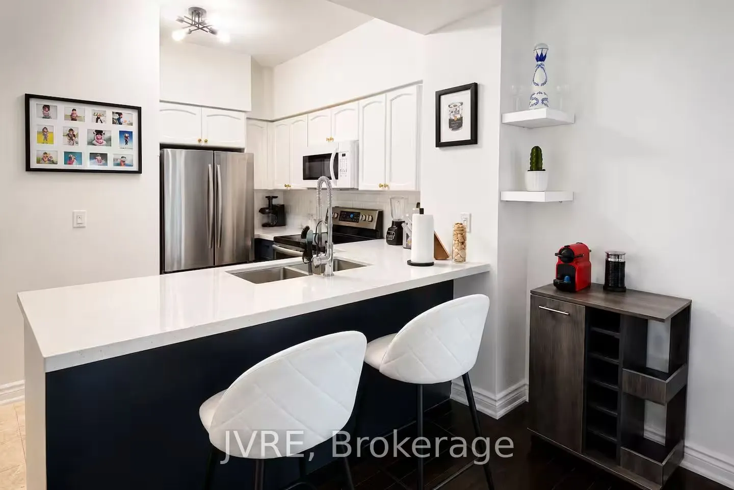 219 Fort York Boulevard #2206