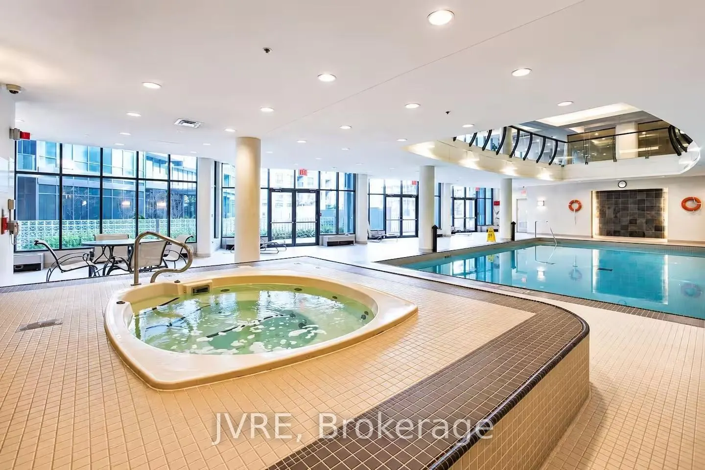 219 Fort York Boulevard #2206