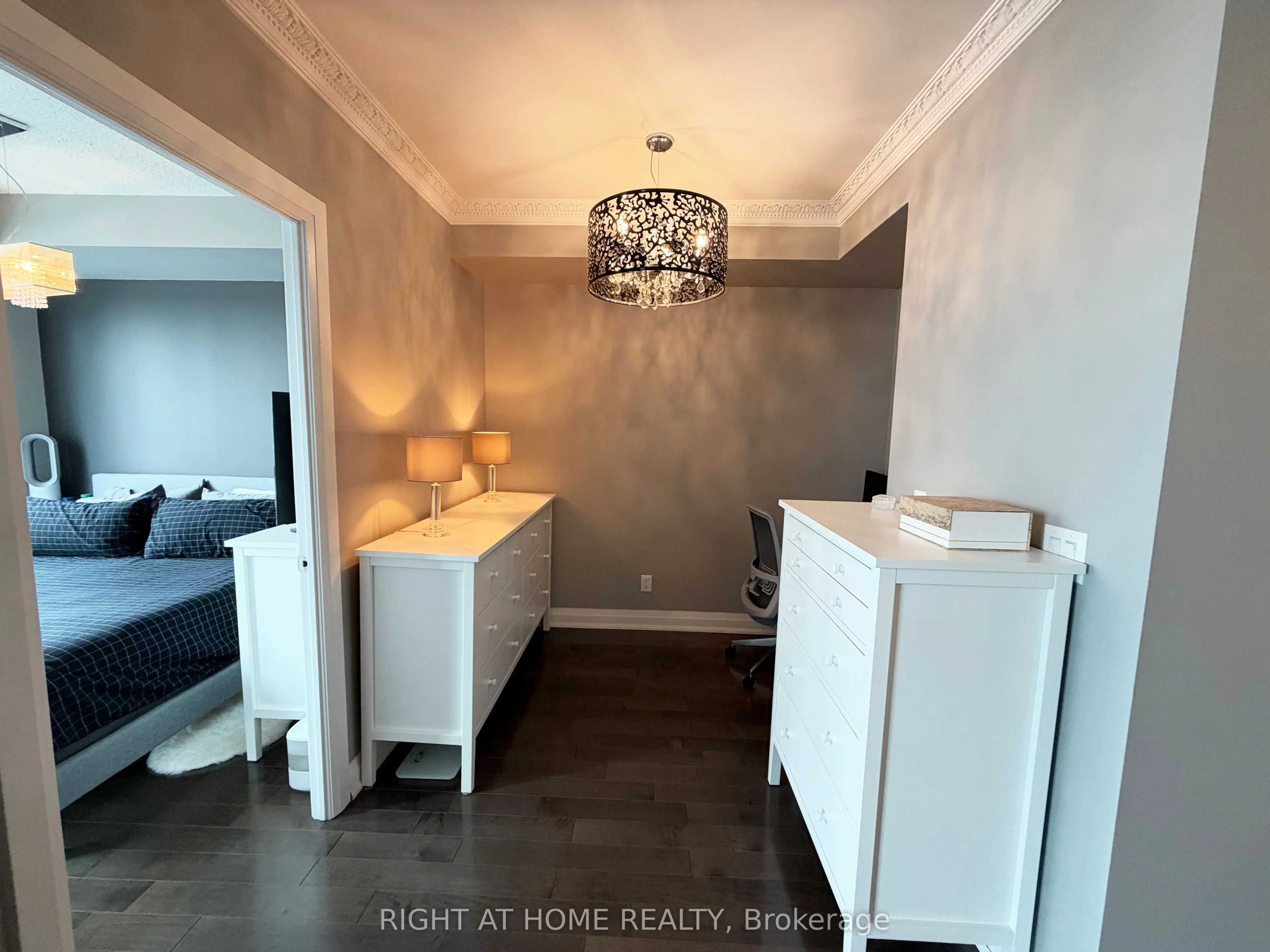 16 Harbour Street #3407