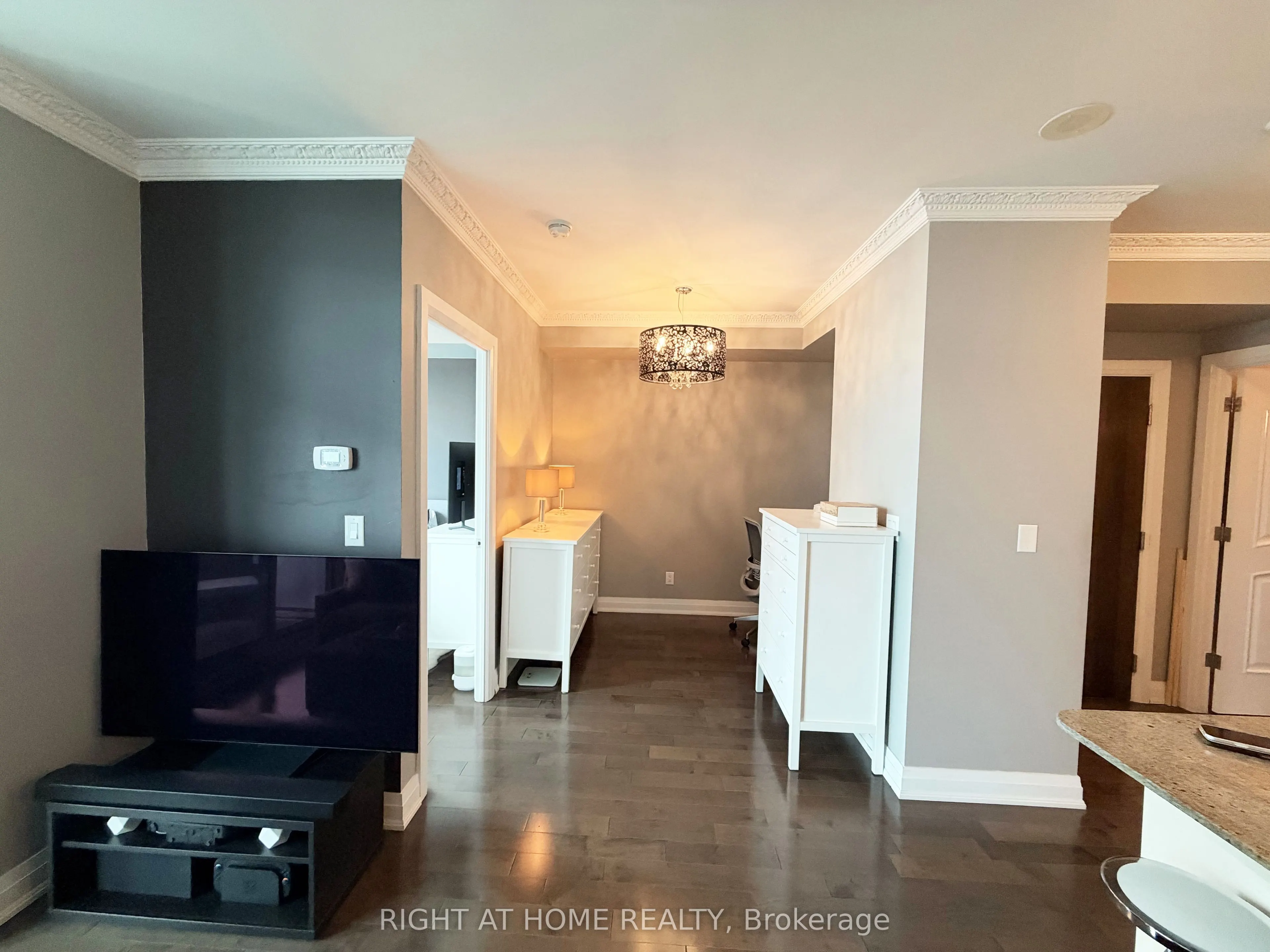 16 Harbour Street #3407
