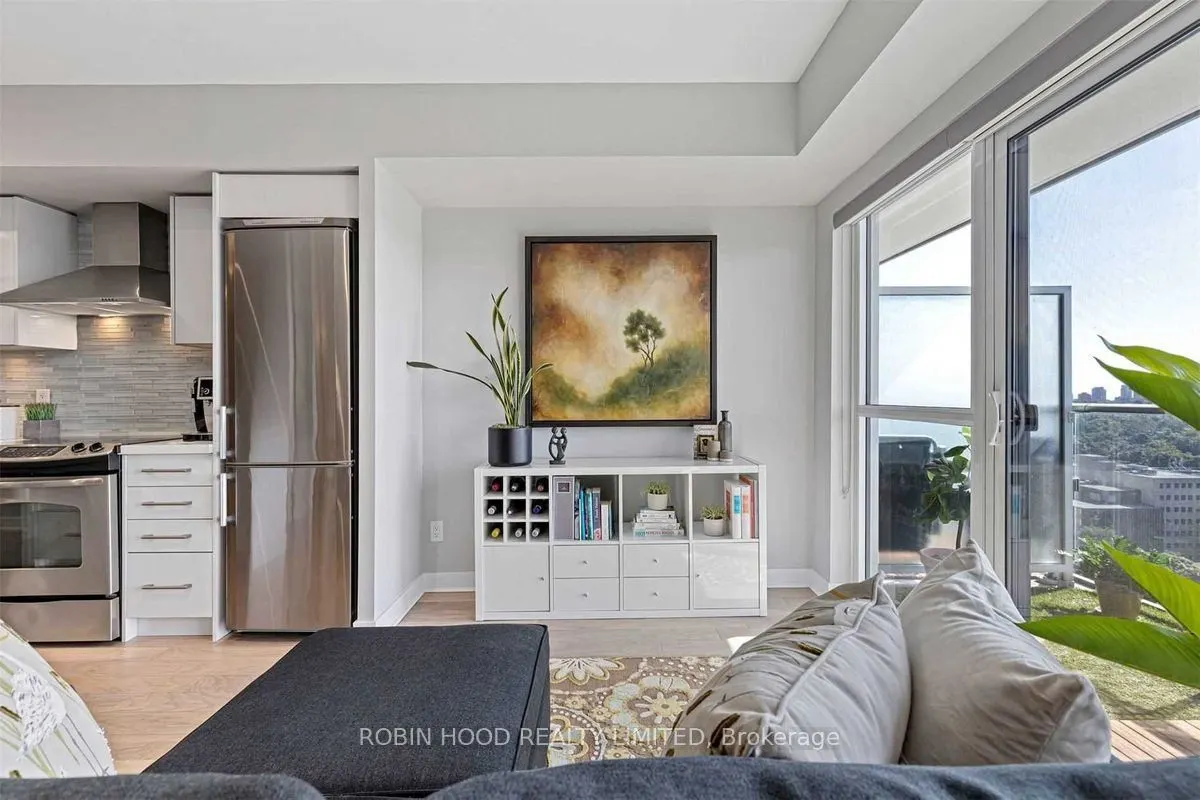 58 Orchard View Boulevard #1511