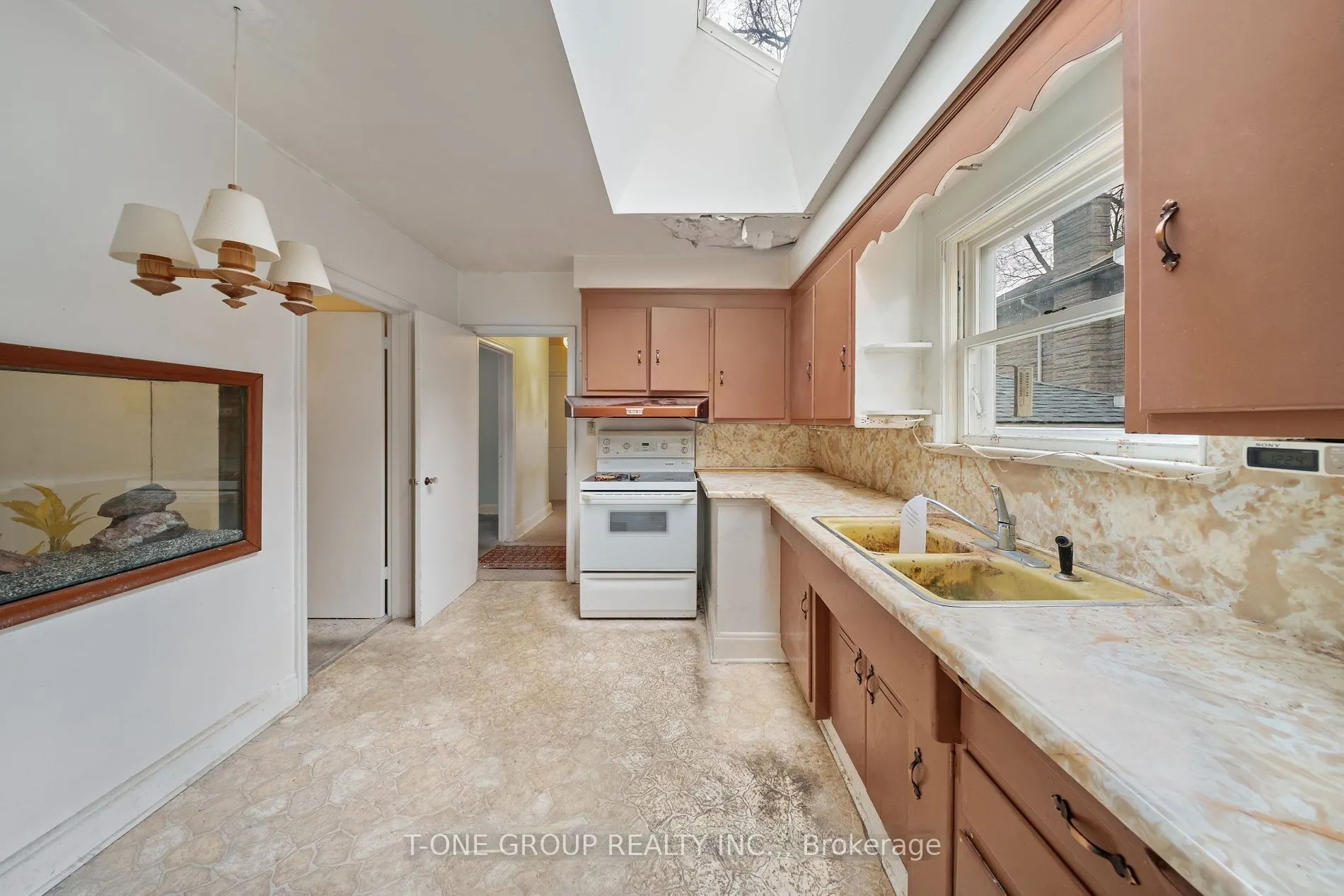 302 Spring Garden Avenue