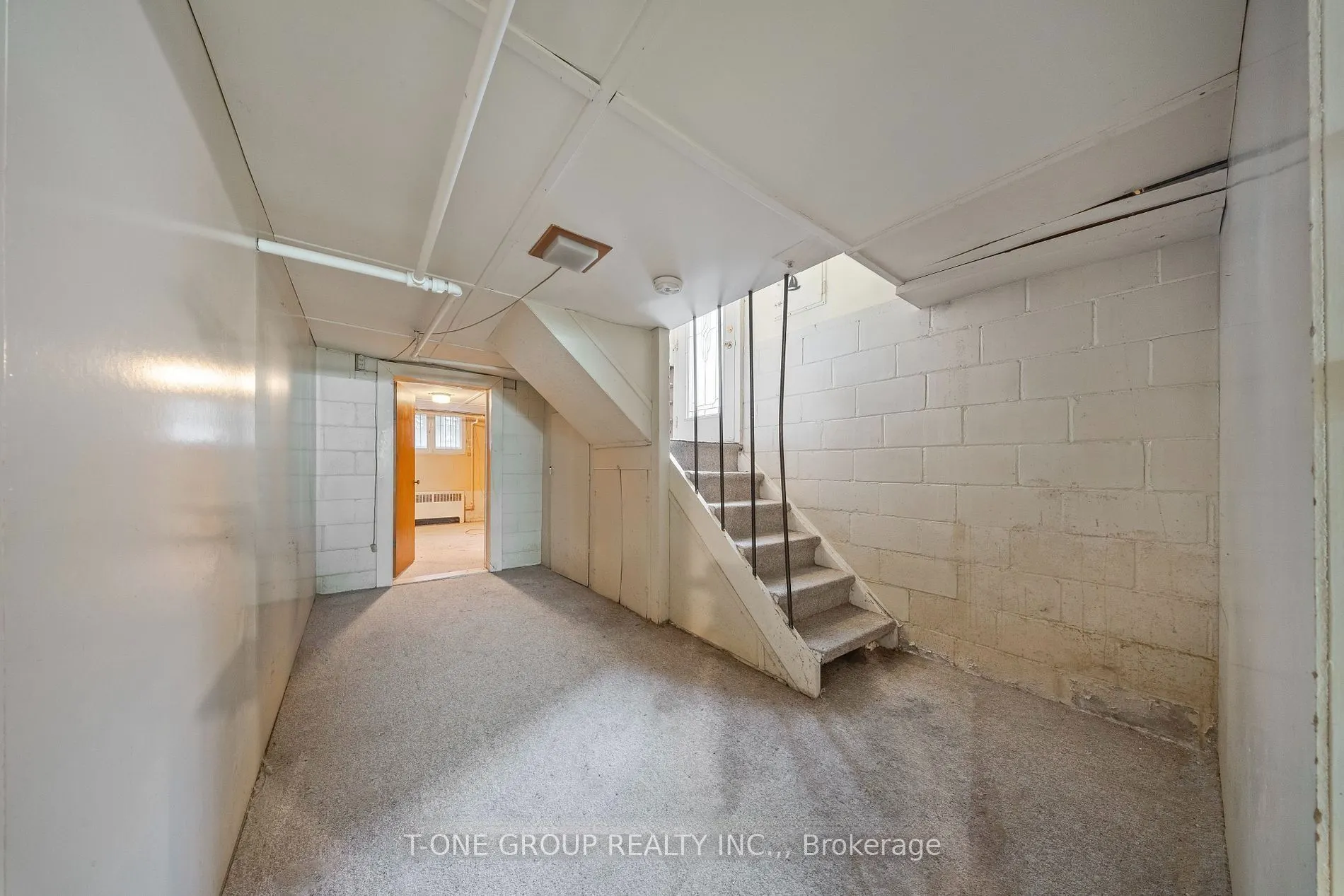 302 Spring Garden Avenue