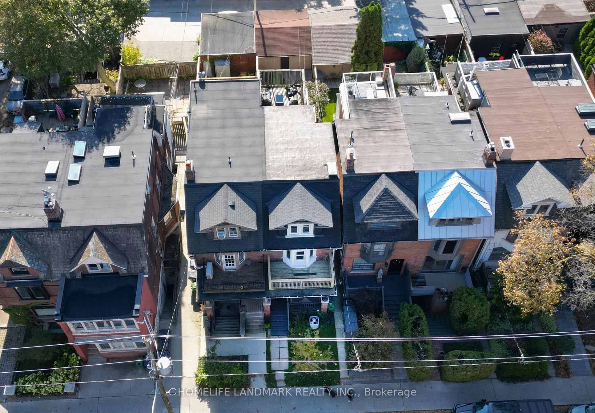 35 Dupont Street