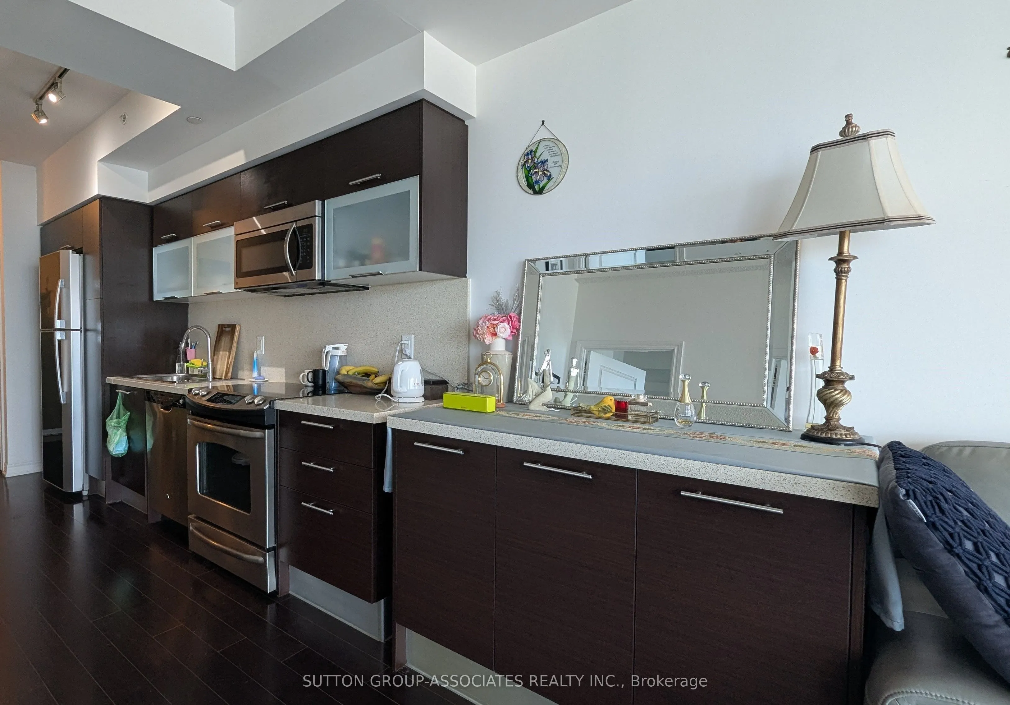386 Yonge Street #4401
