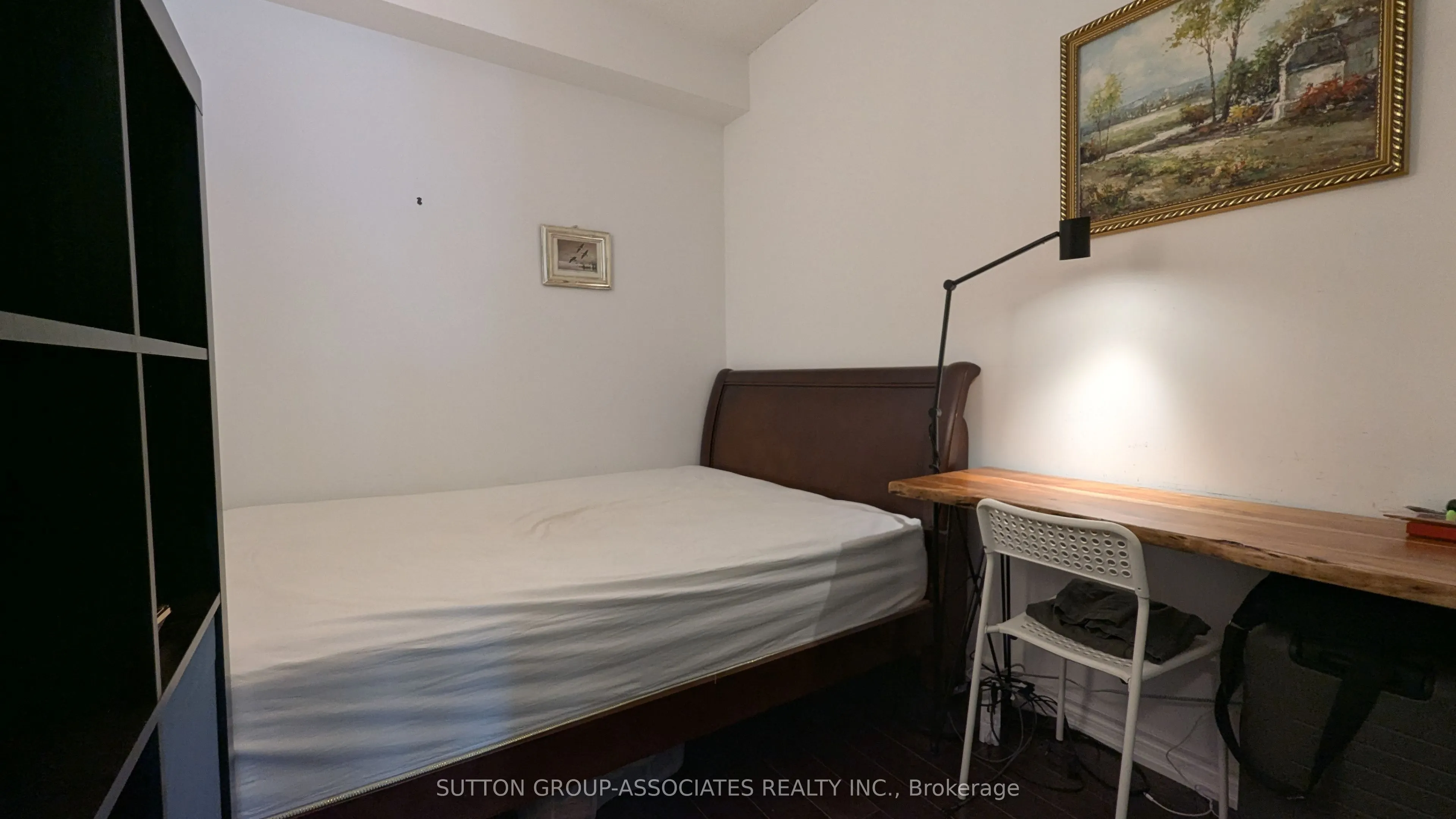 386 Yonge Street #4401