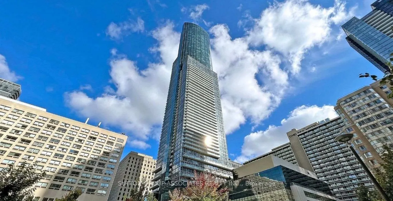 386 Yonge Street #4401