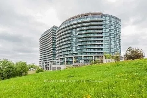 160 Vanderhoof Avenue #417