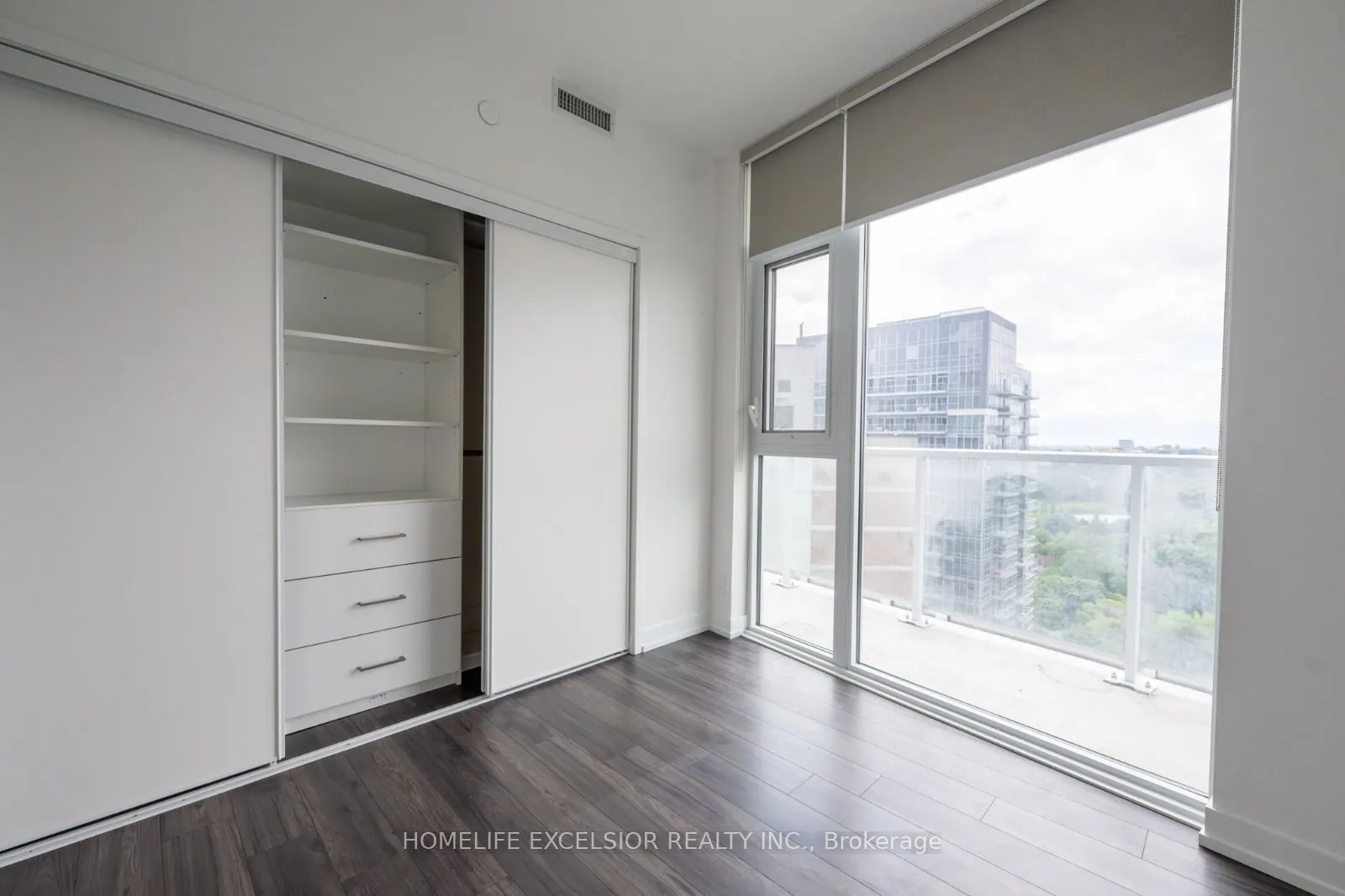 33 Helendale Avenue #1410