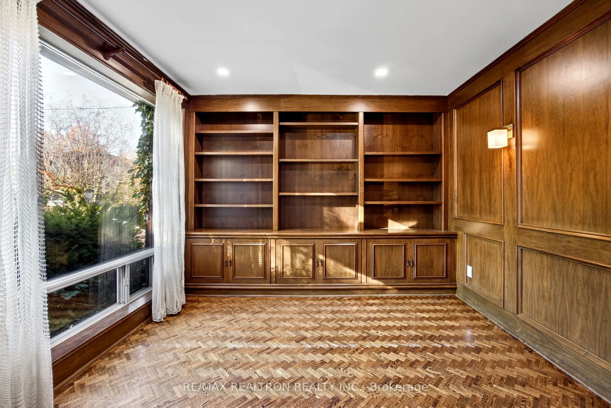 26 Shelborne Avenue