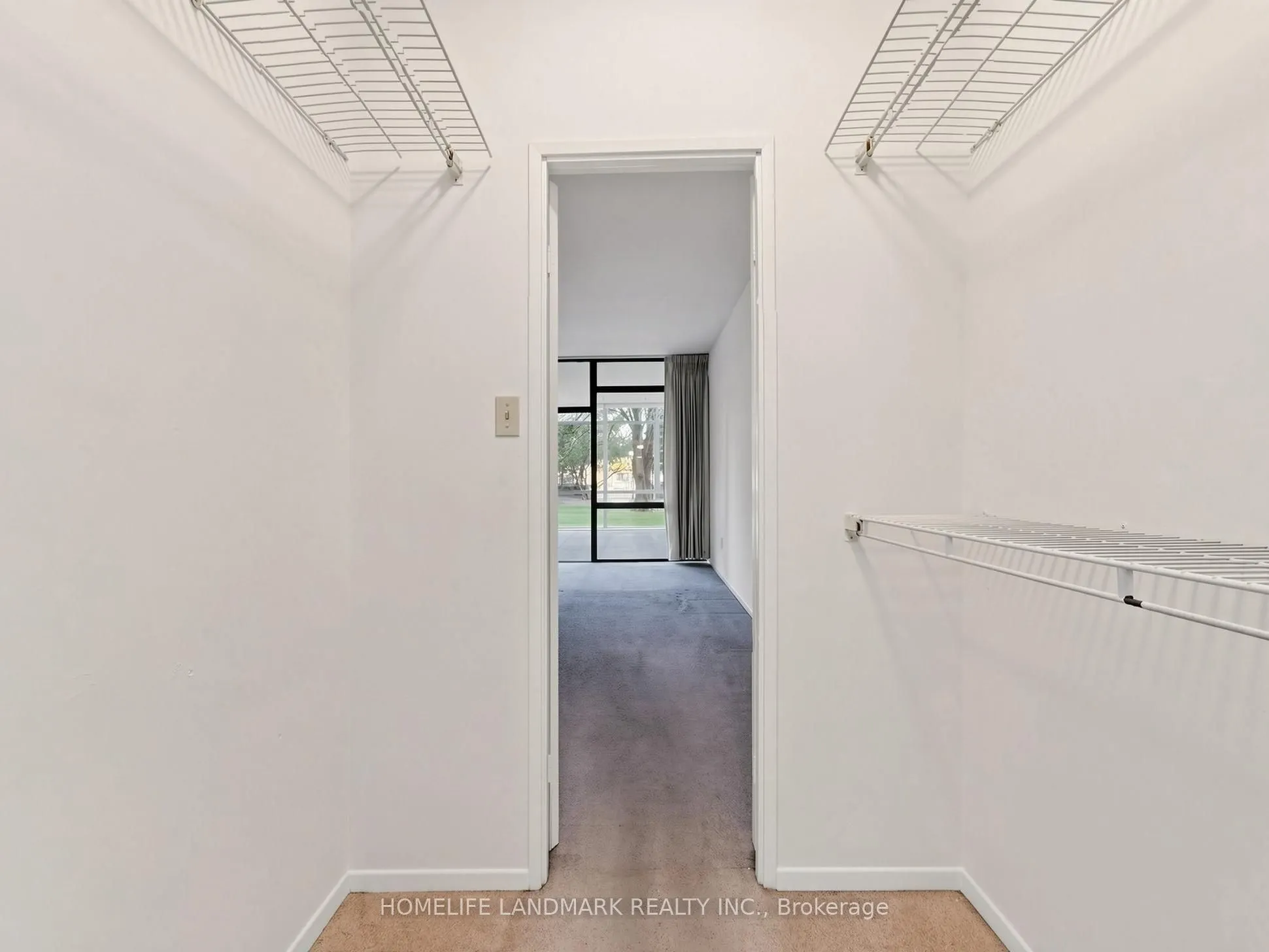 1555 Finch Avenue E #102