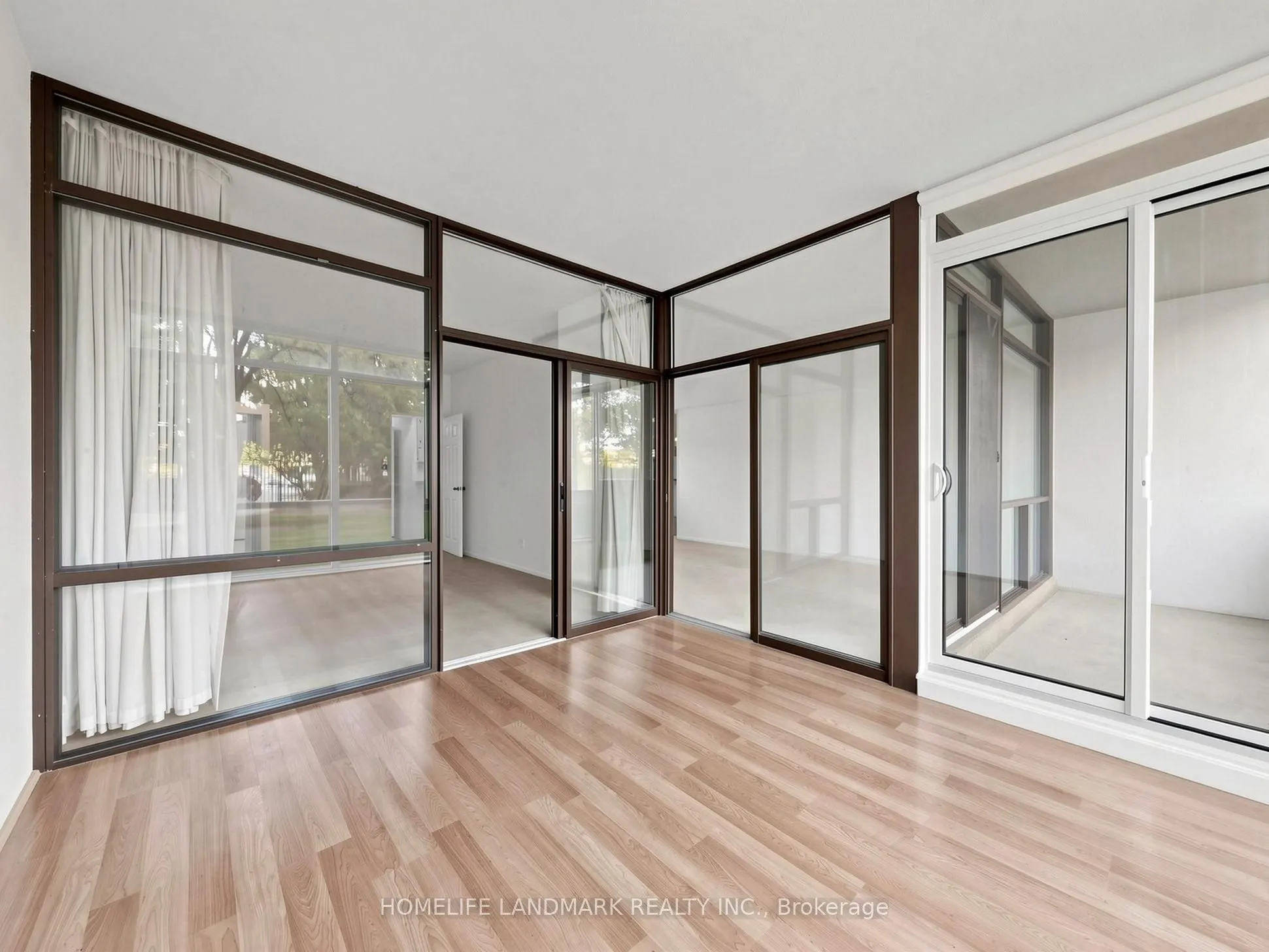 1555 Finch Avenue E #102