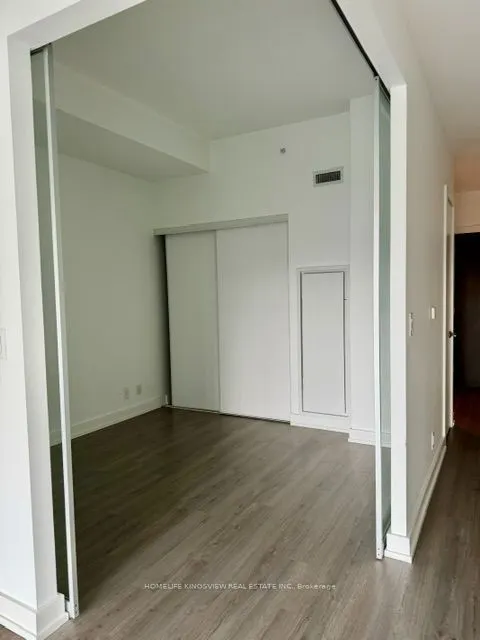 6 Parkwood Avenue #613