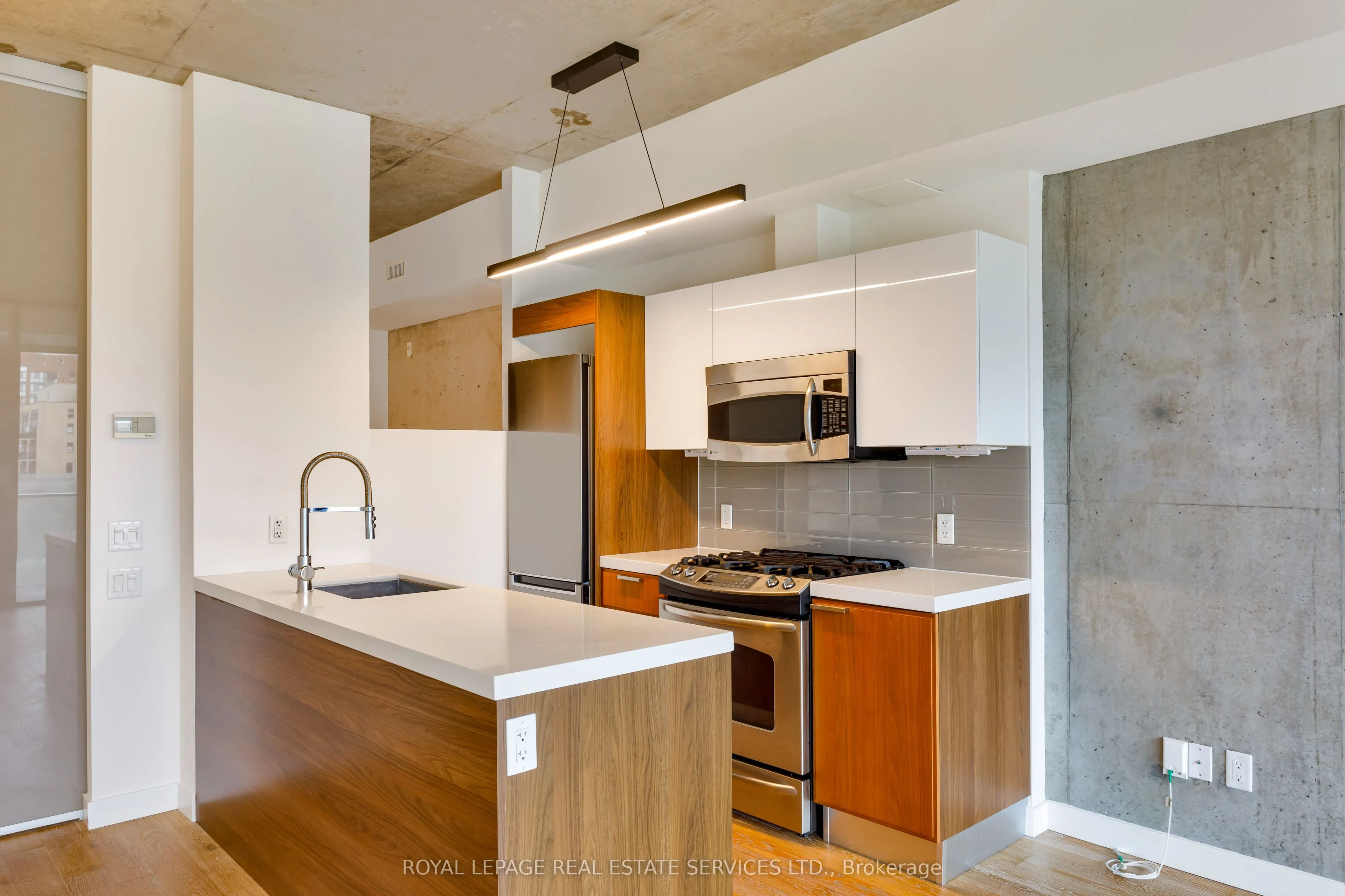 25 Stafford Street #501