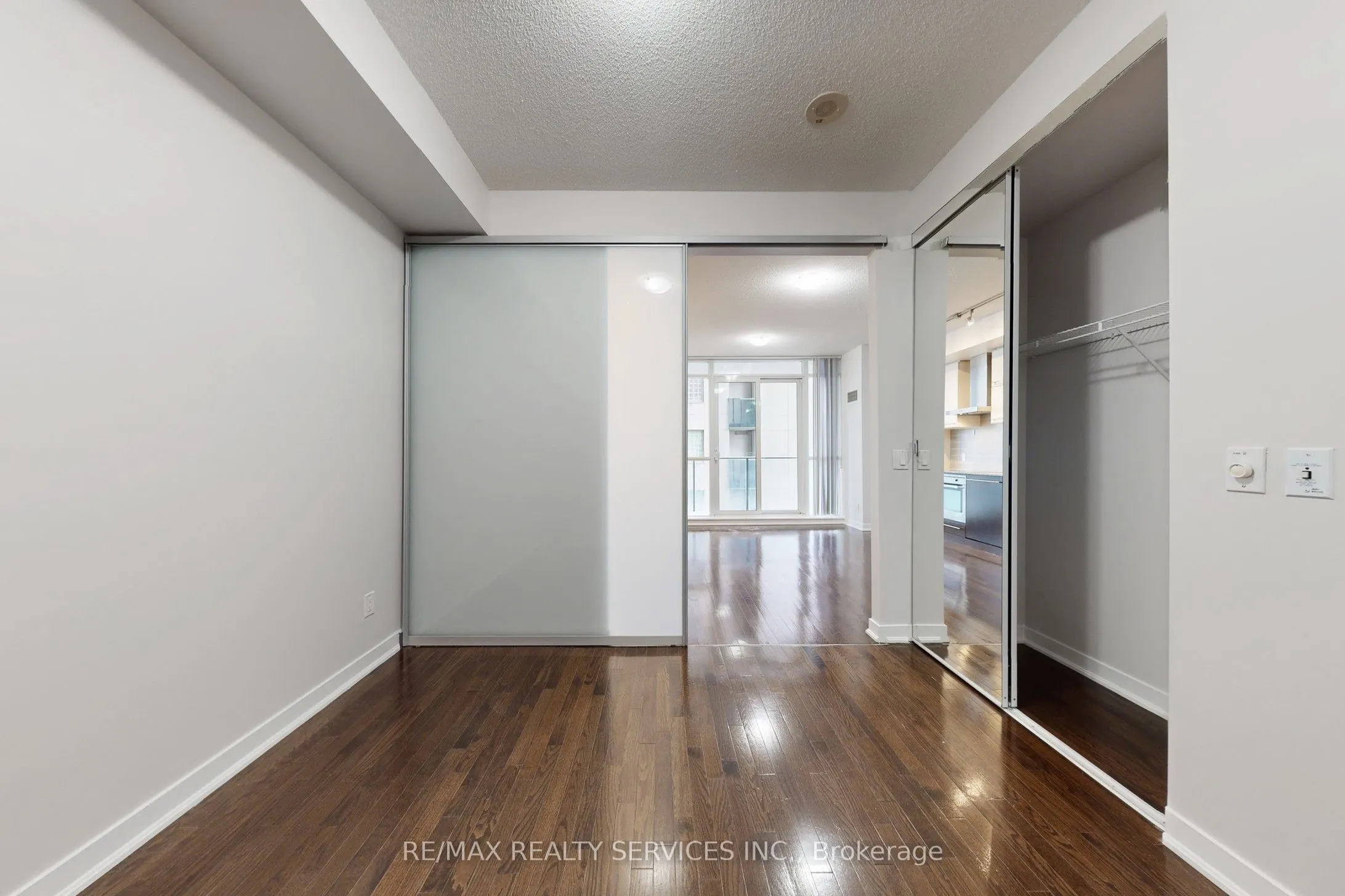 770 Bay Street #1009