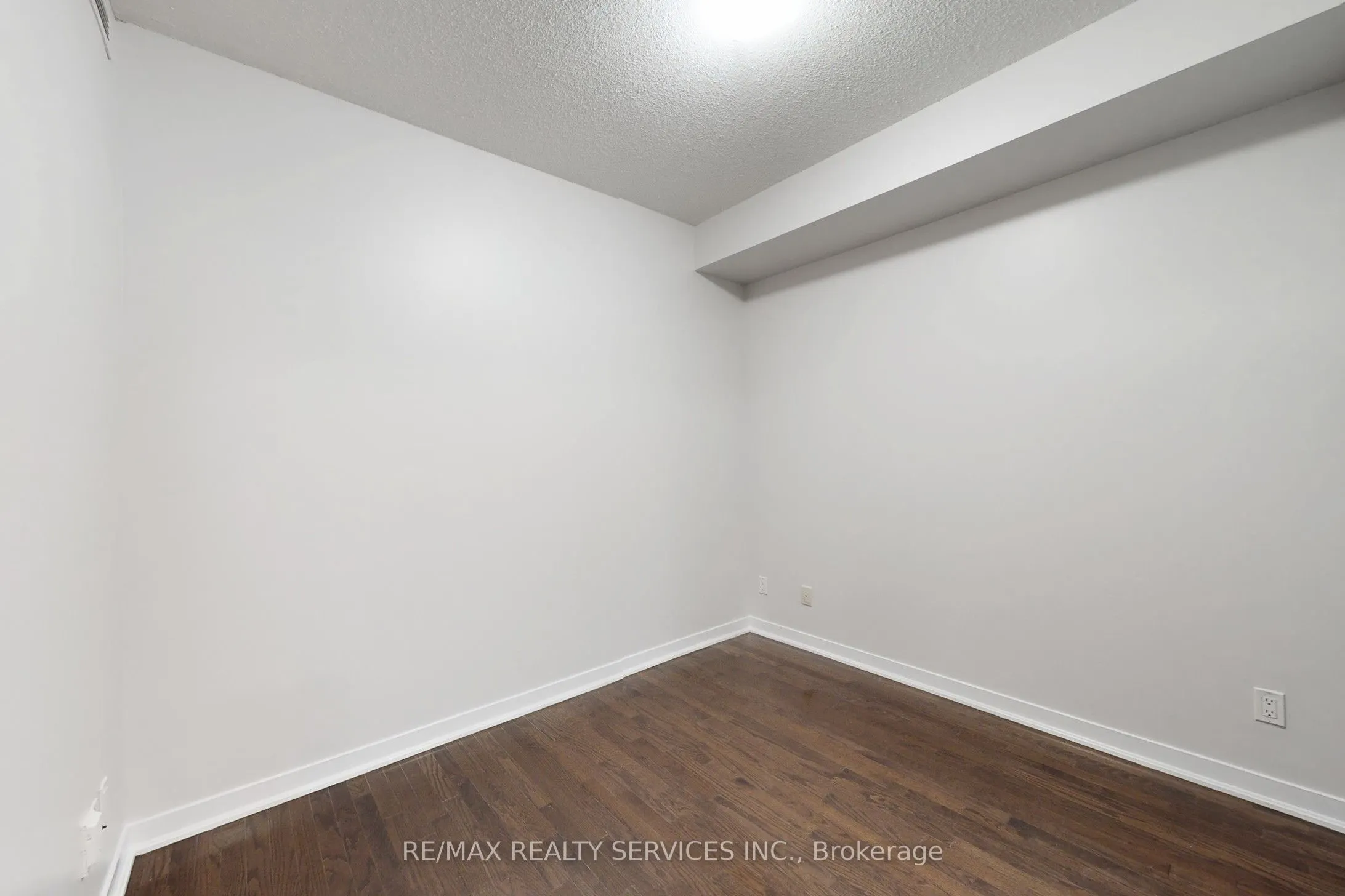 770 Bay Street #1009